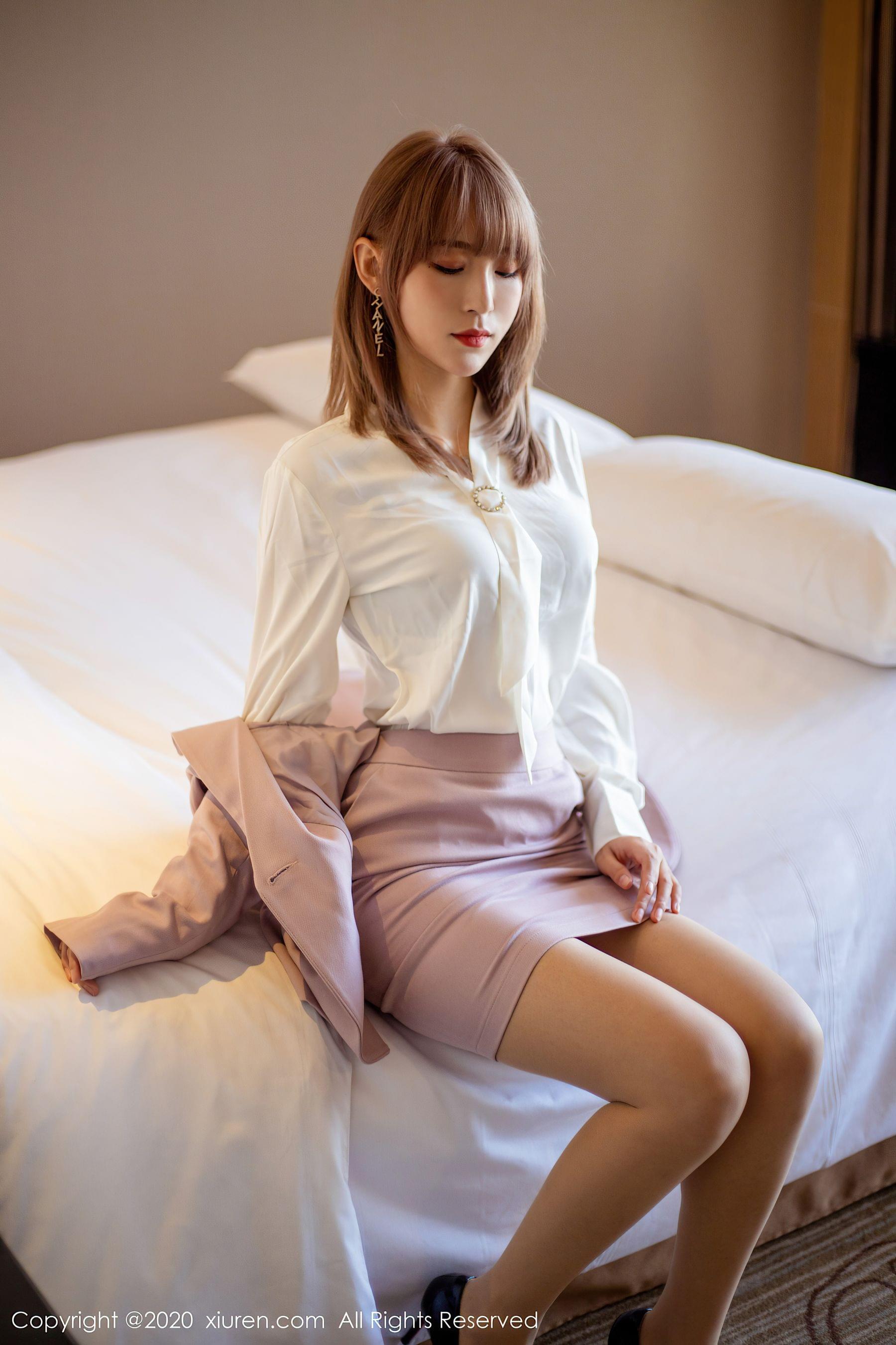 秀人XIUREN No.2304 周慕汐fairy插图2