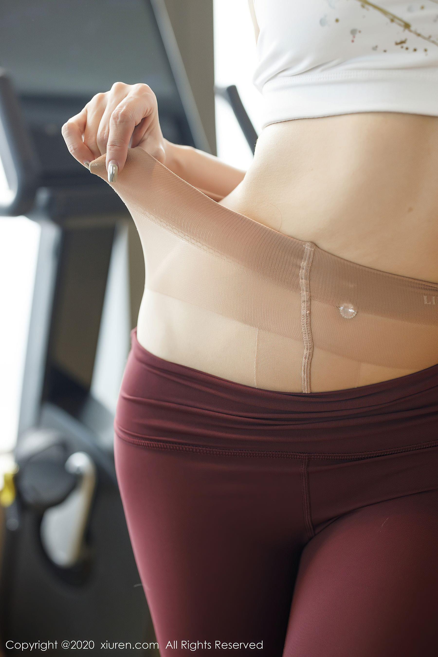 秀人XIUREN No.2332 果儿Victoria插图4