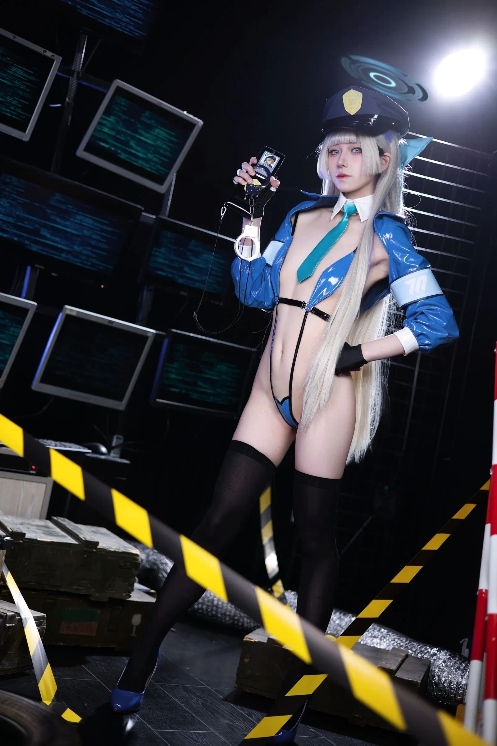 ♈ 双木扶苏 – 碧蓝档案 飞鸟马时 警察ver 【51P】【丽人丝语】