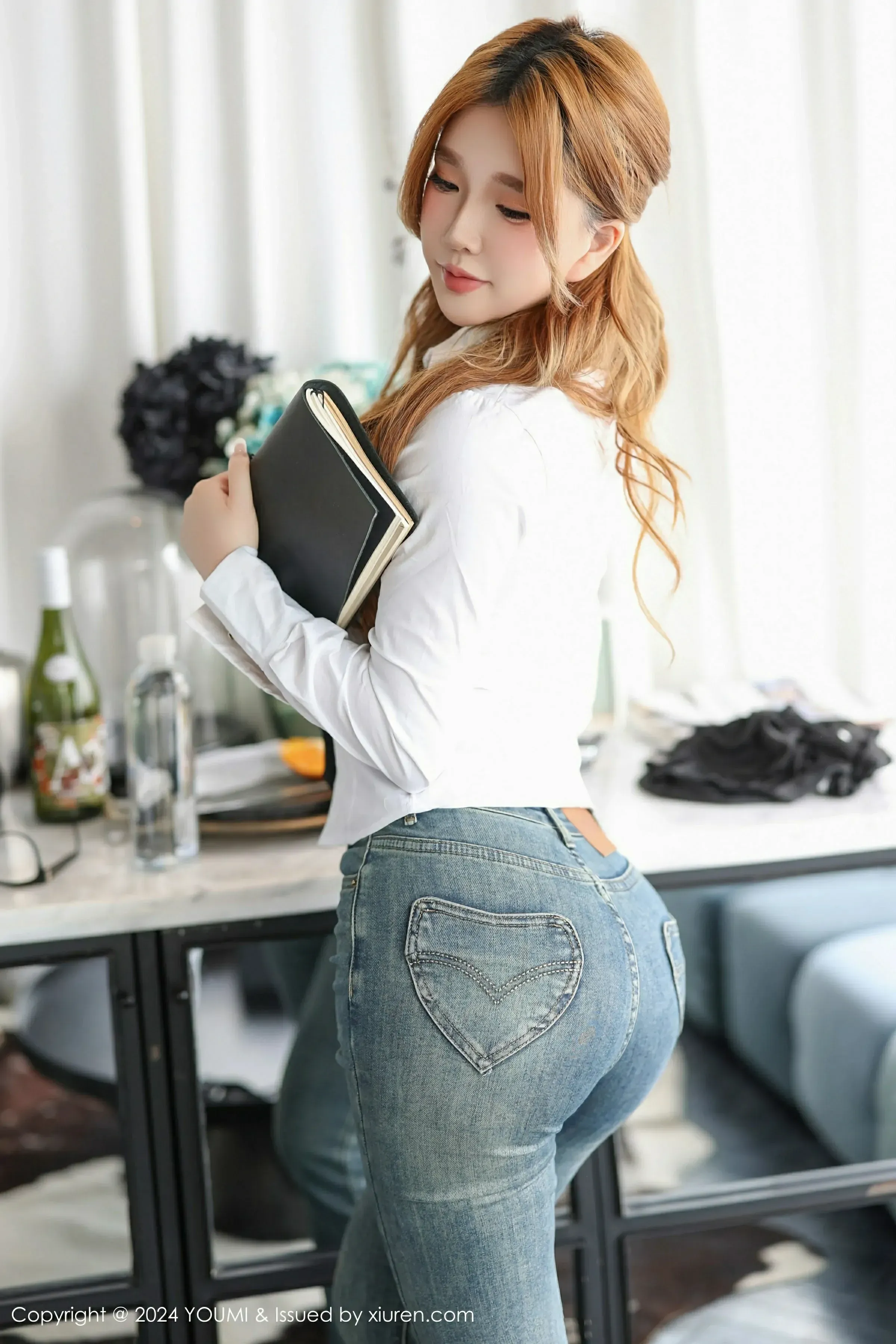 尤蜜荟 VOL.1103 小海臀Rena [48P]插图5