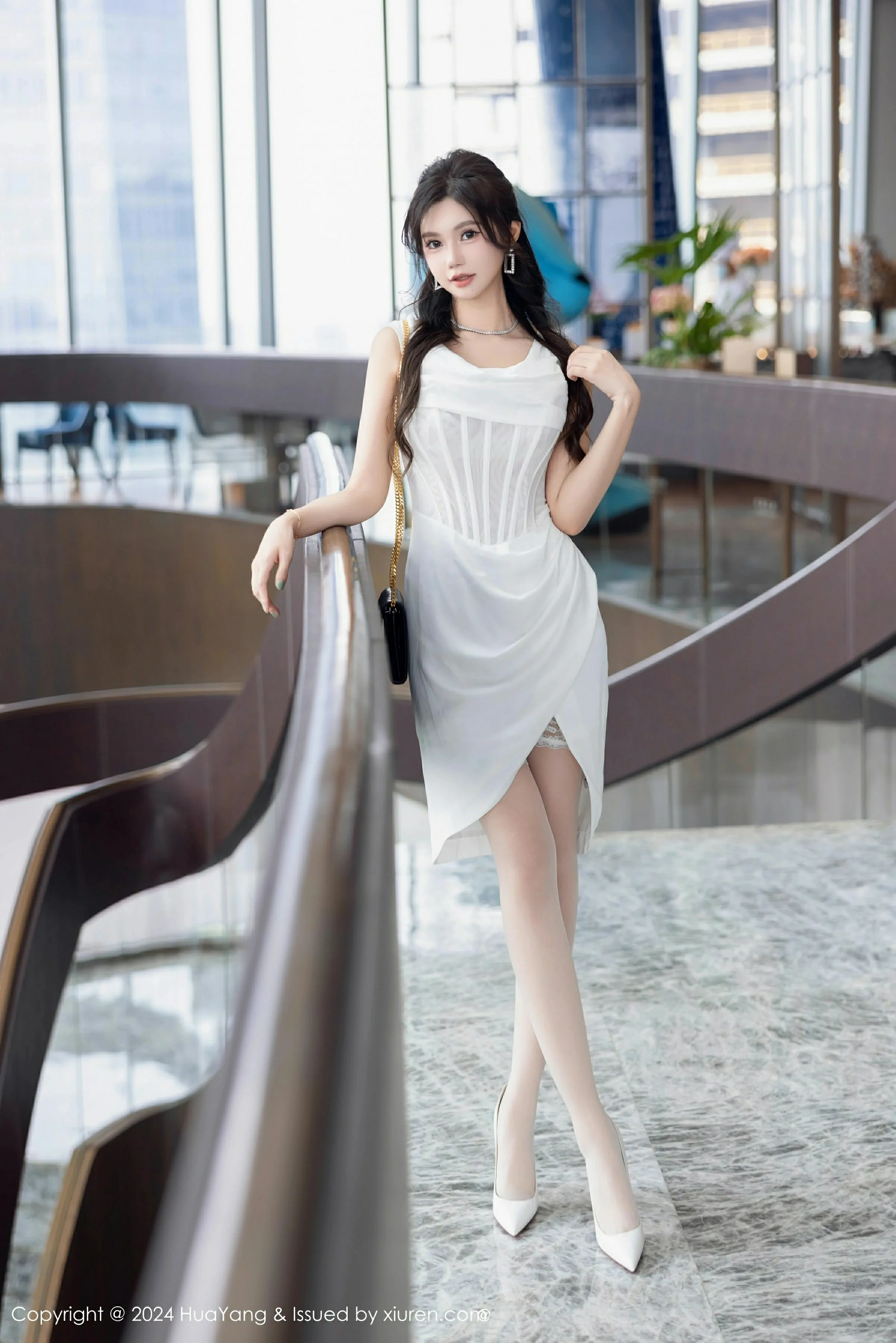 HuaYang花漾 VOL.612 绮里嘉ula [86P]插图2