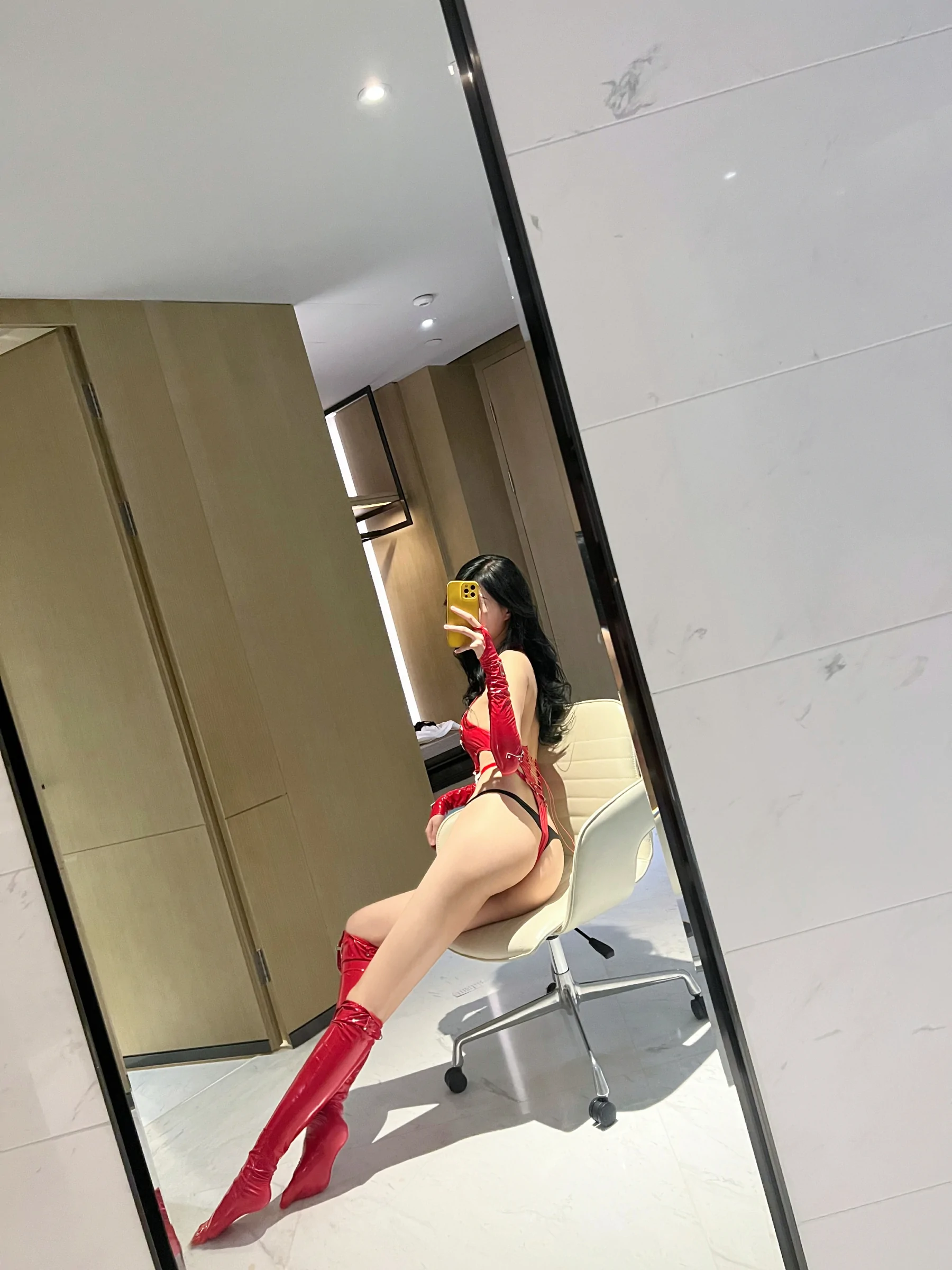 葛征GeZheng – 红色皮裤 [54P]插图8