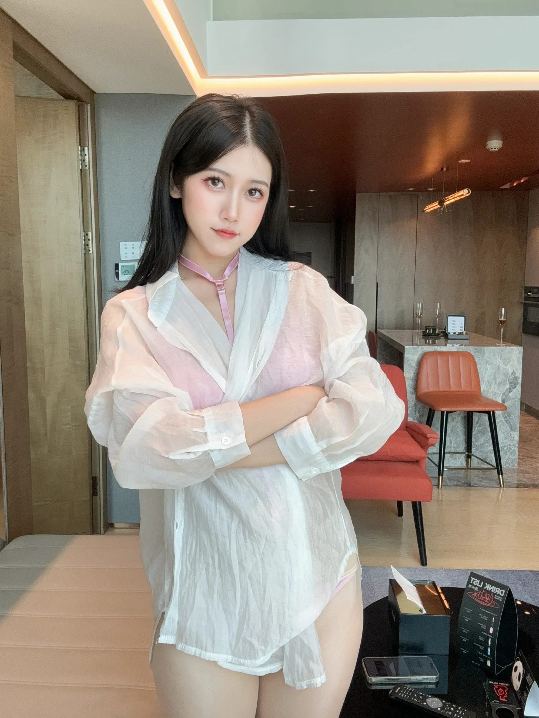 不呆猫 – 粉色衬衣女友 [66P]插图1