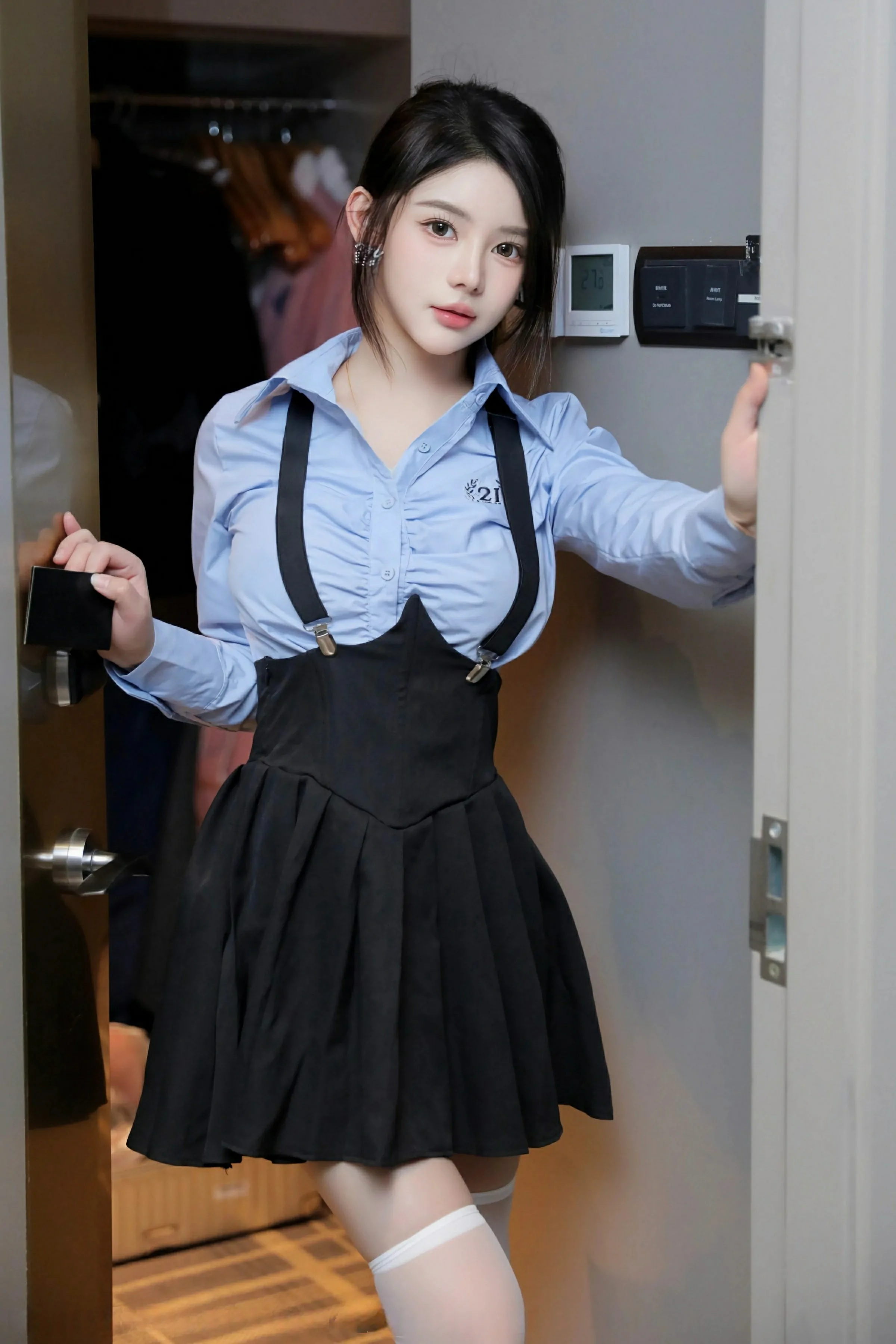 XiuRen 秀人 No.9819 爱酱里 [80P]插图5