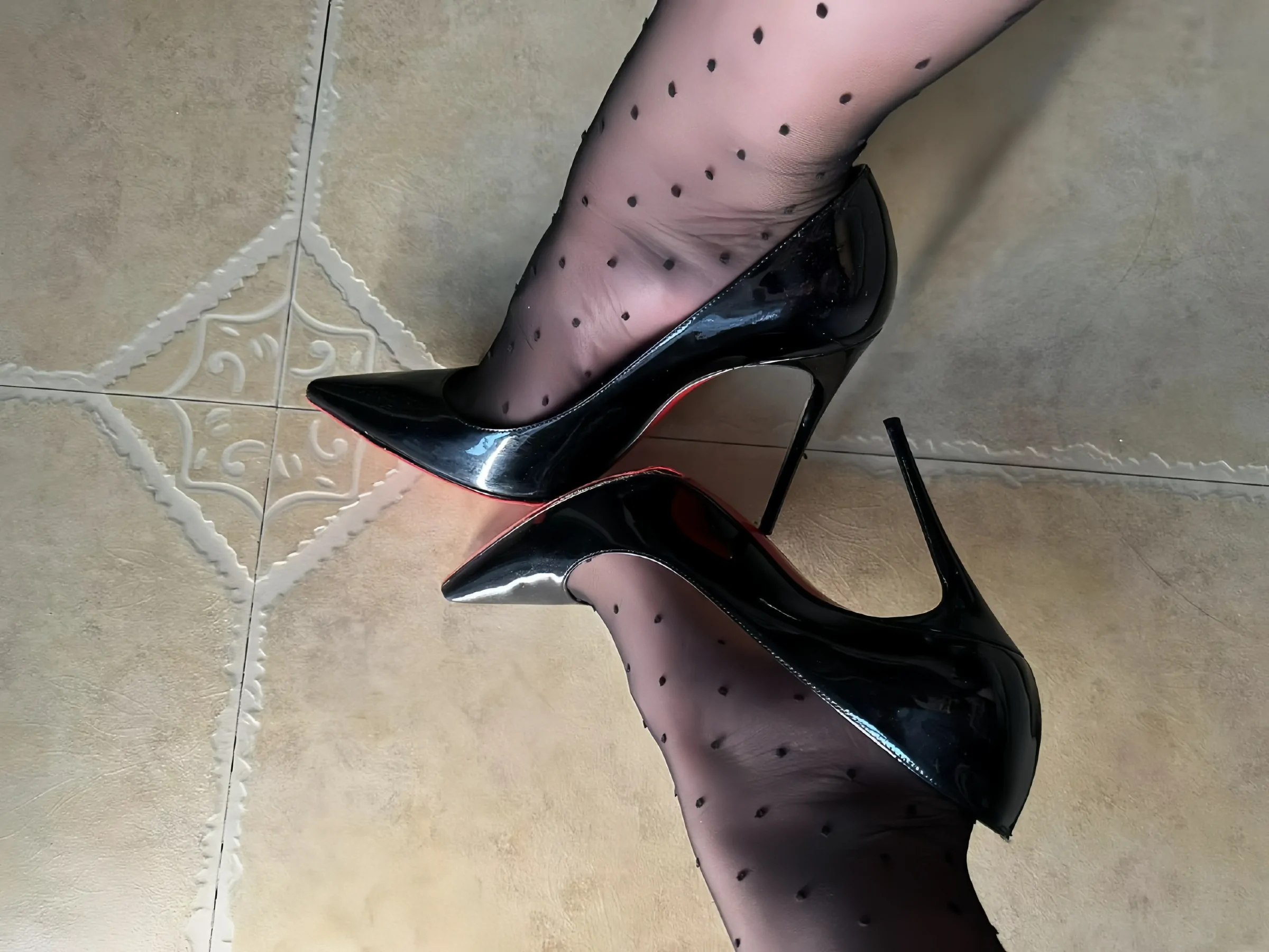 冲田花老师 – 纯欲天花板 [32P]插图6