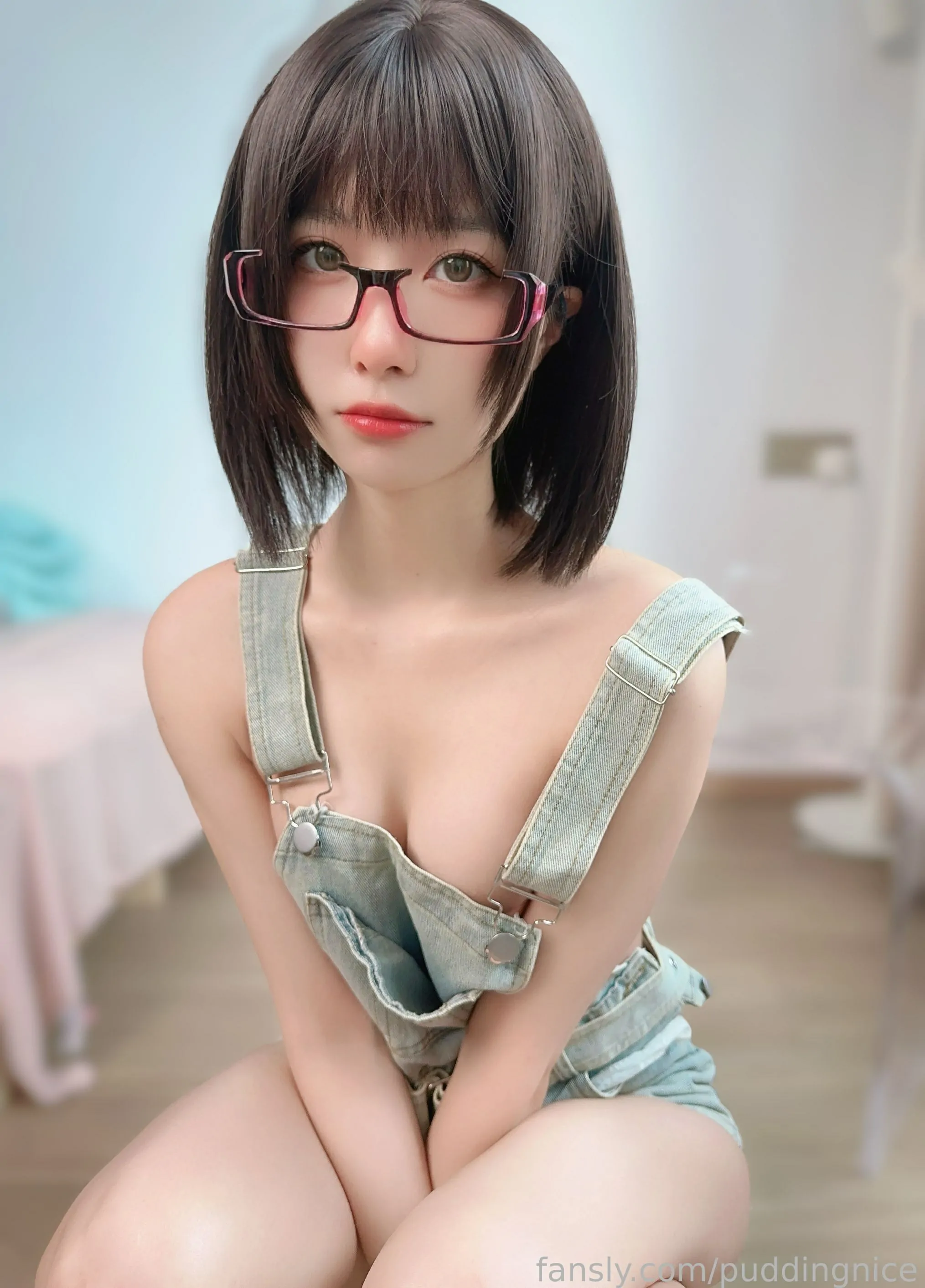 布丁大法 – 色氣背帶褲 [26P]插图1