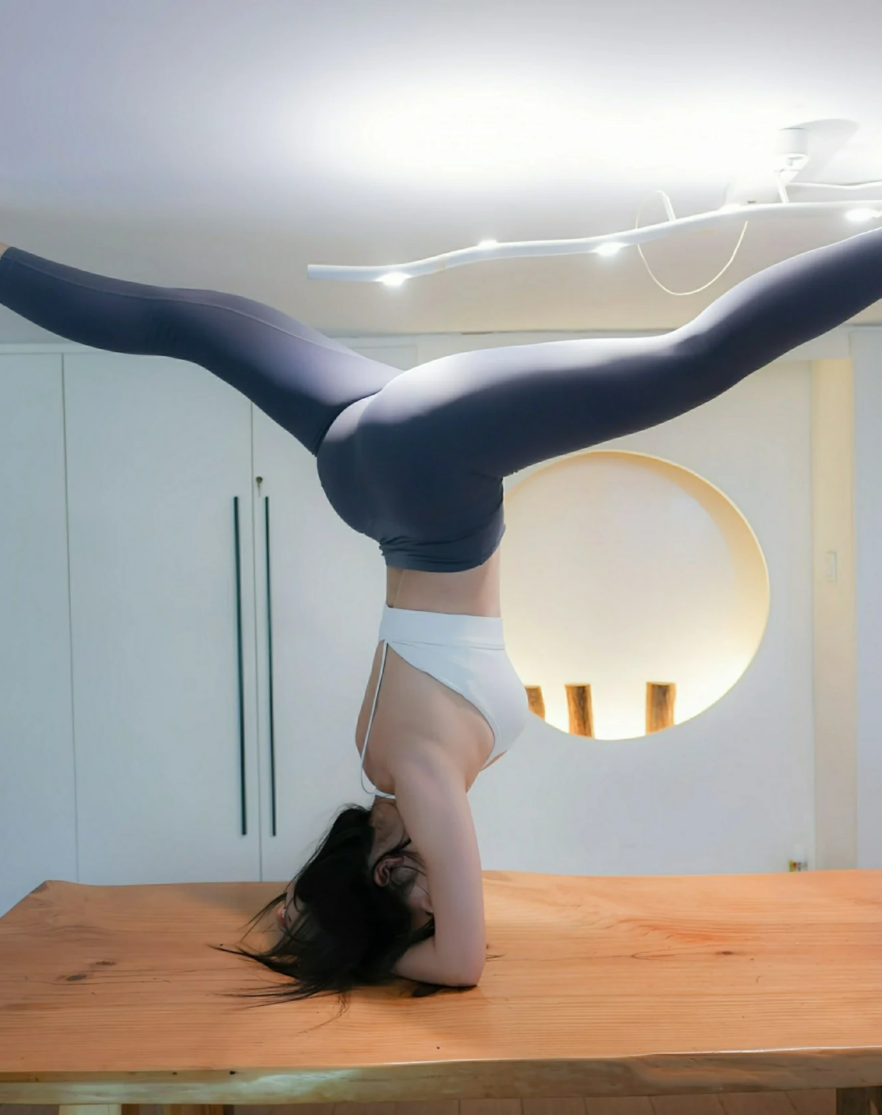 秀人网 No.10595 玫瑰我爱你 [81P]插图4