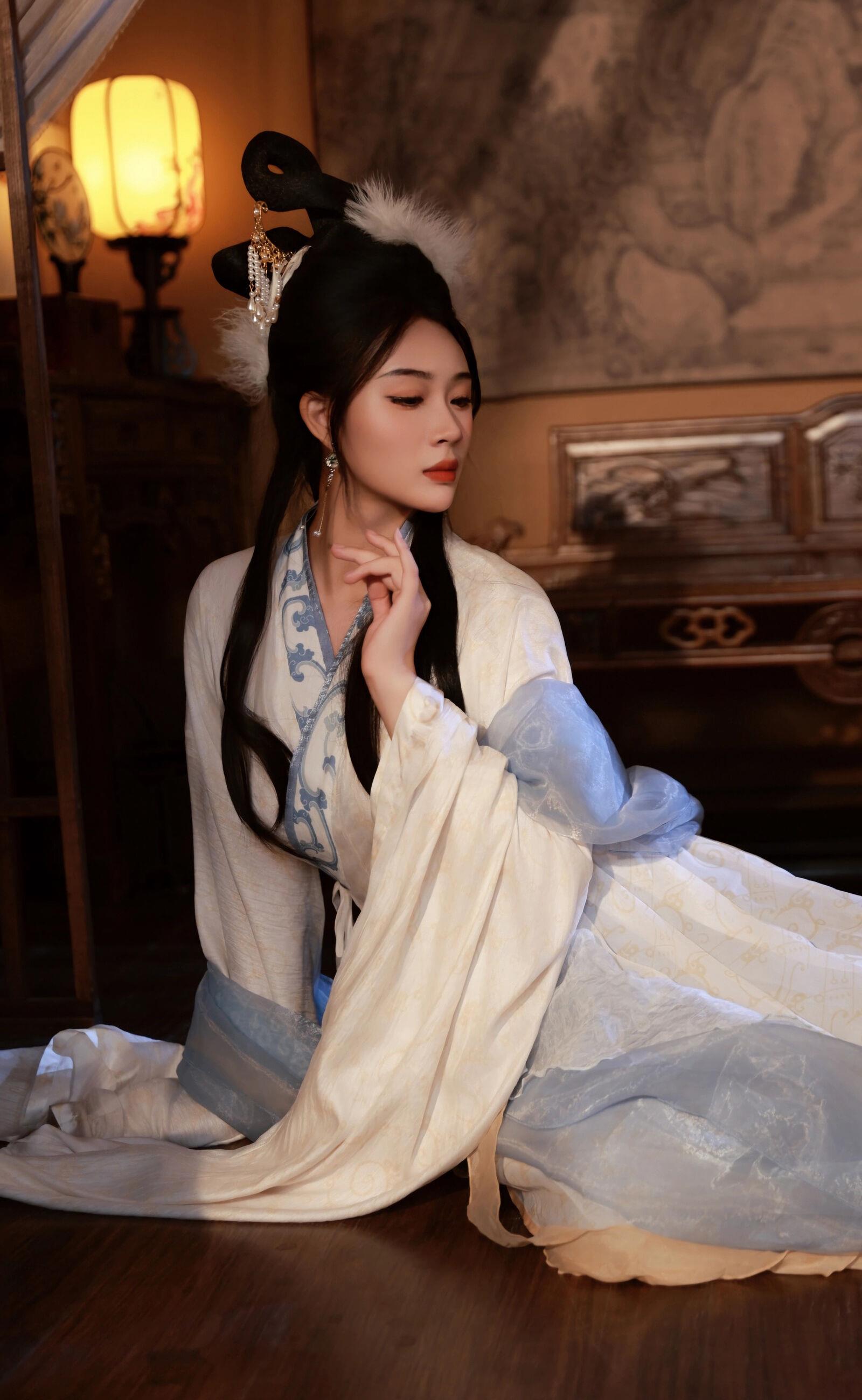 秀人网 No.10835 南乔 [75P]插图7