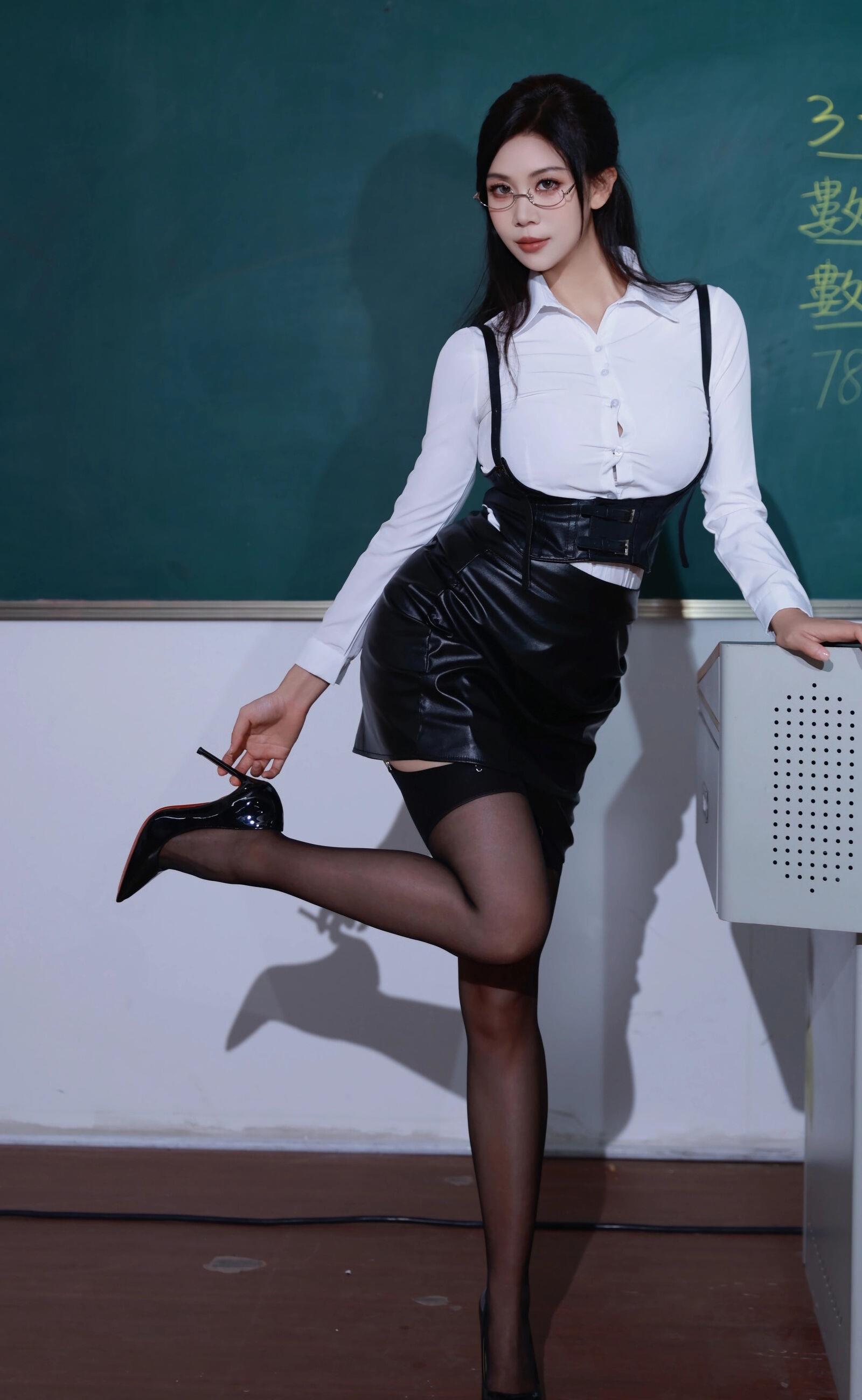 秀人网 玫瑰我爱你 No.10846 [63P]插图5