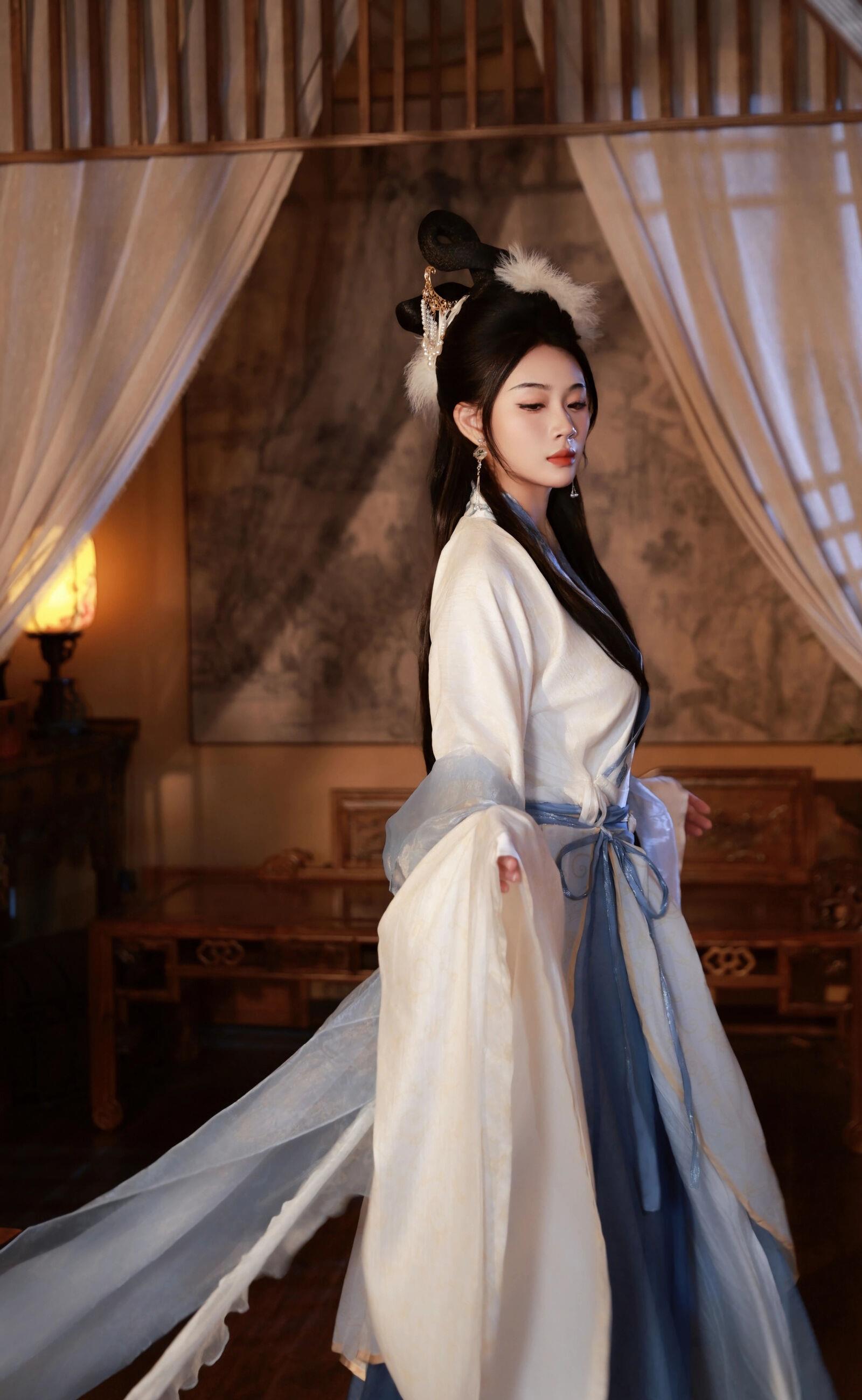 秀人网 No.10835 南乔 [75P]插图4