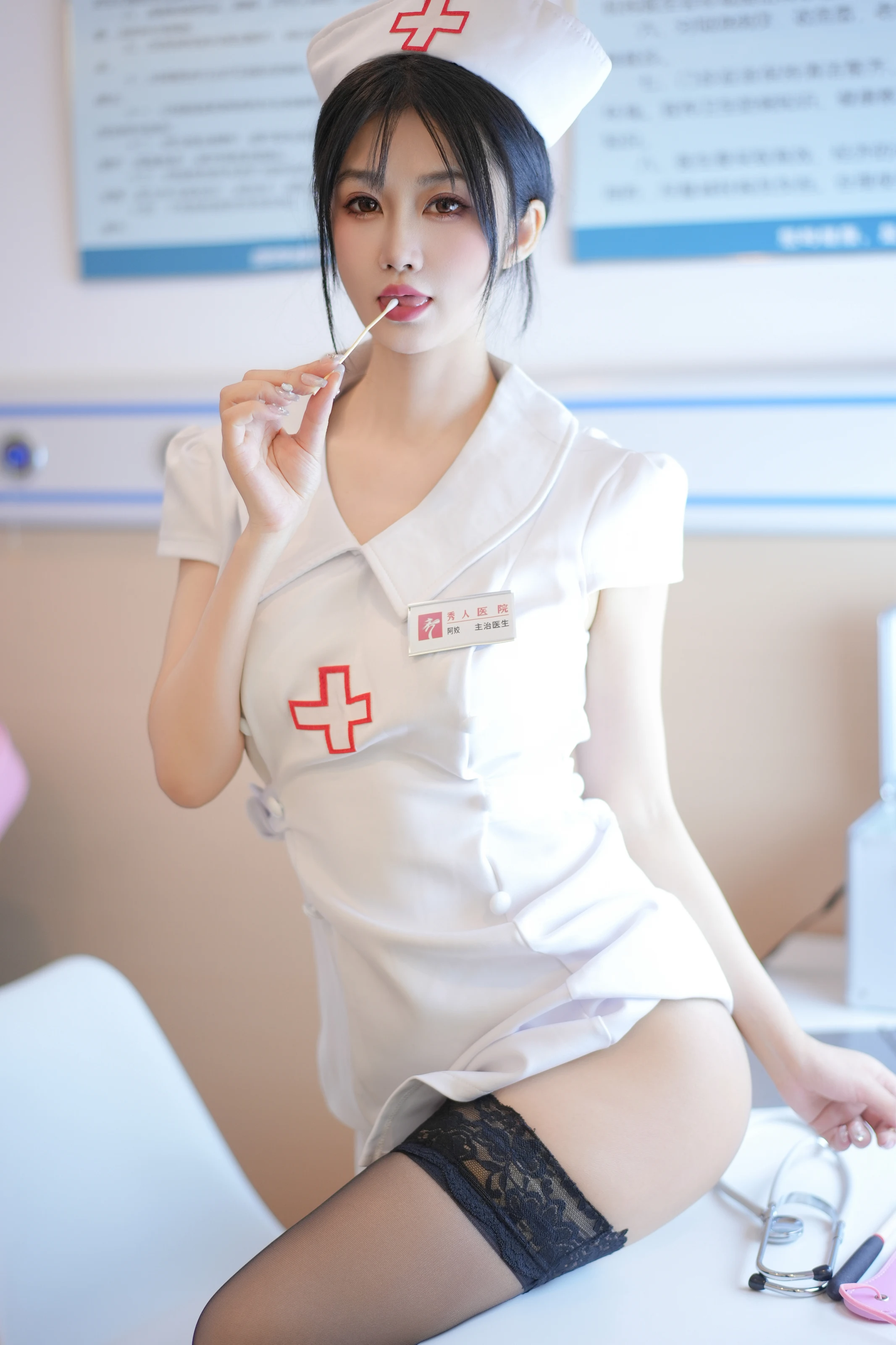 XiuRen 内购版 No.8512 laura阿姣 VIP医护病房 [92P]插图4