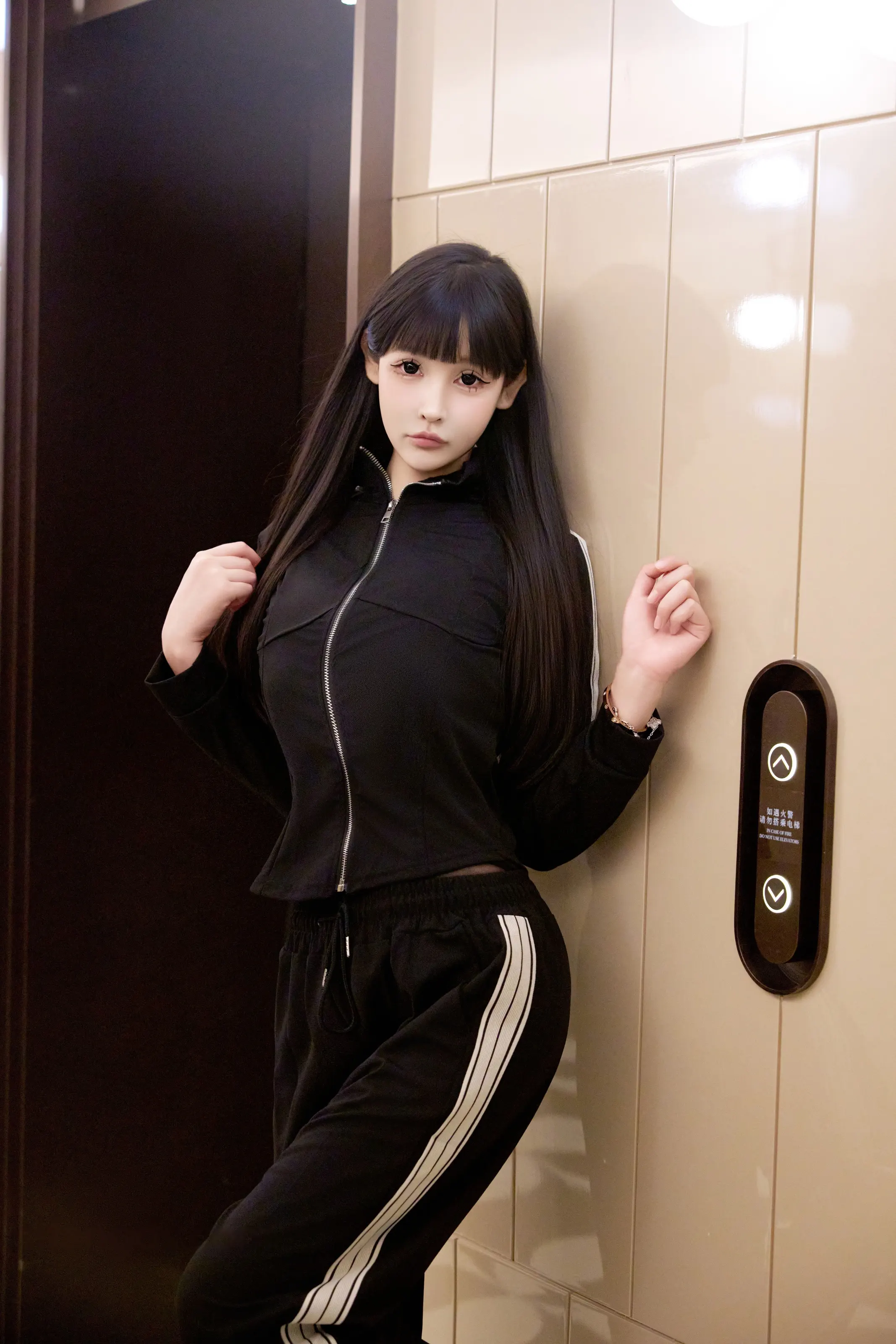XiuRen 内购版 No.10482 智恩baby 裤里黑丝 [77P]插图4