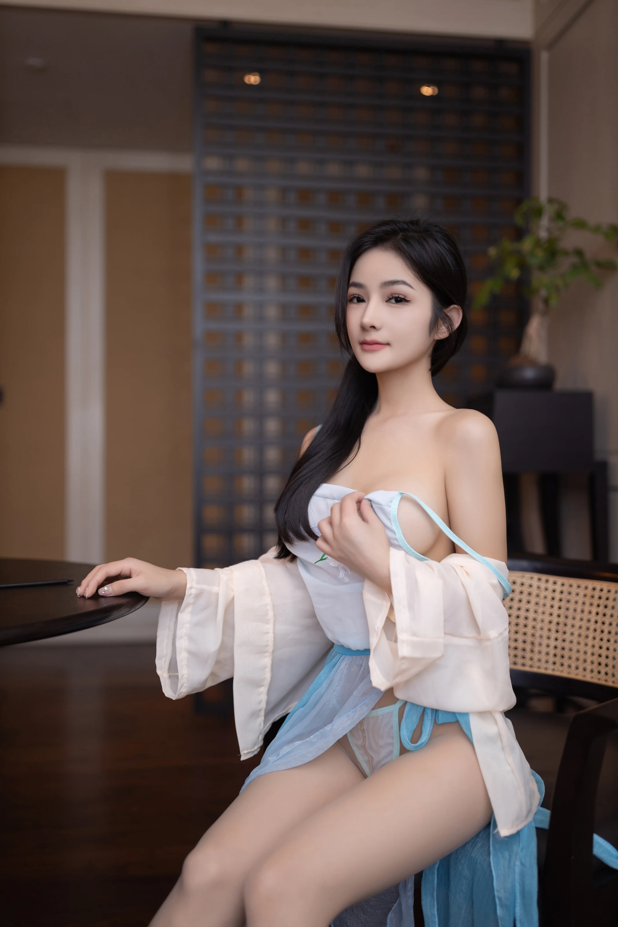 XiuRen 内购版 No.8691 谭小灵 古装私房 [89P]插图6