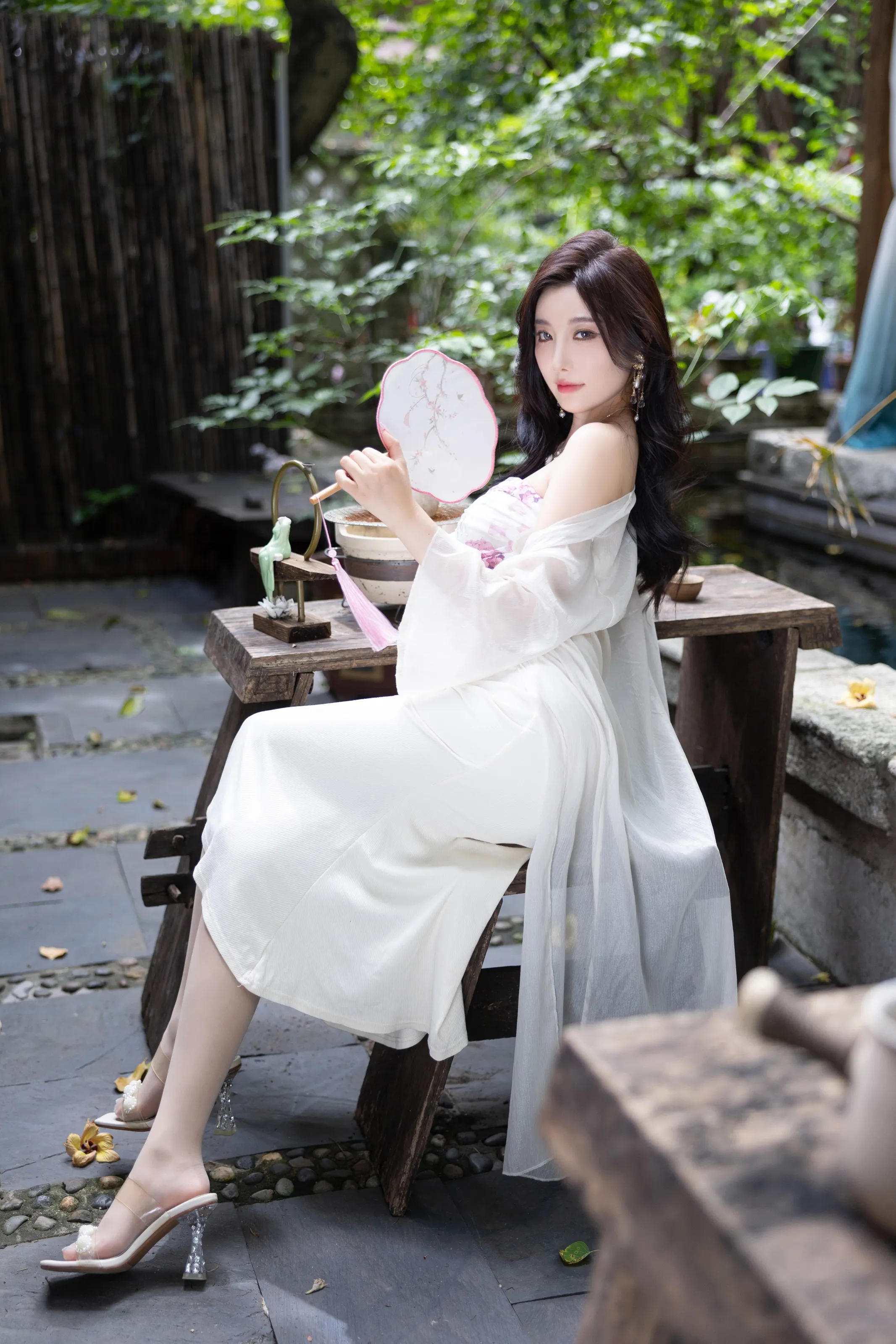XiuRen 内购版 No.8926 杨晨晨 肉色丝袜 [98P]插图5