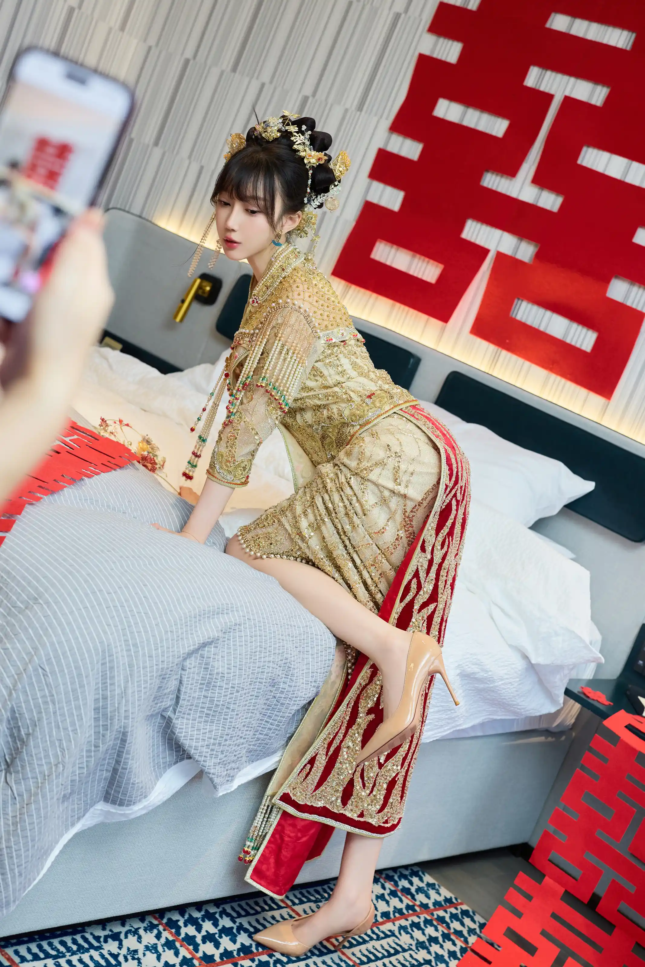 XiuRen 内购版 No.10567 玥儿玥er 性感秀禾服 [84P]插图3