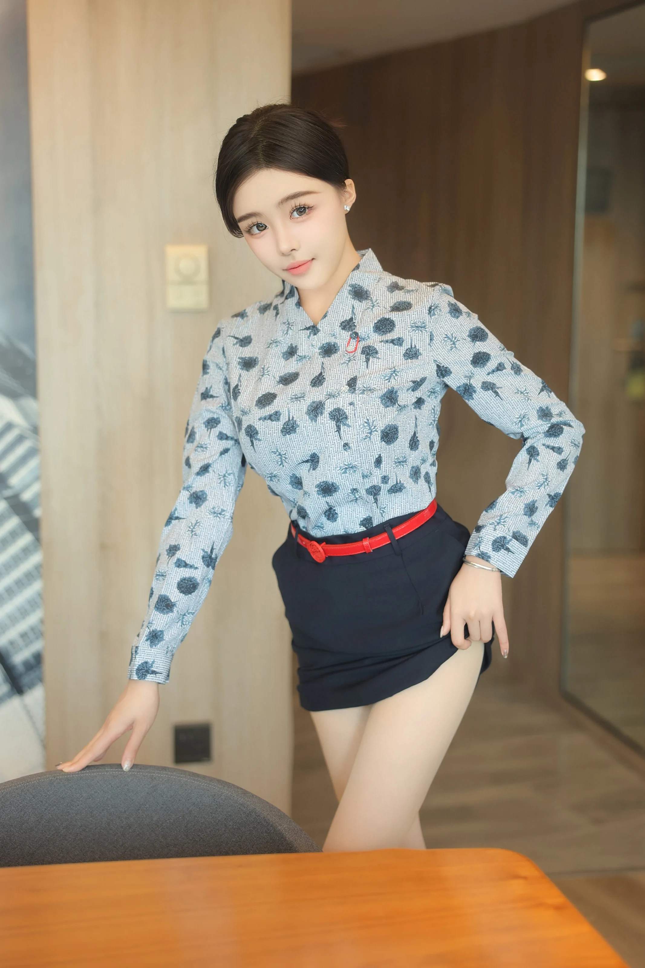 XiuRen 内购版 No.8919 袁圆 空姐 [74P]插图3