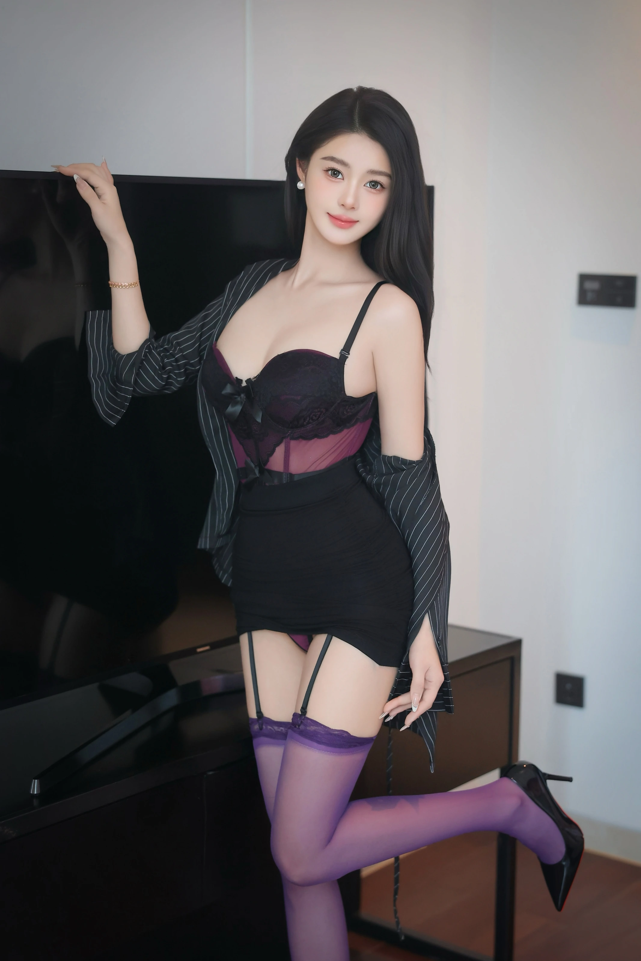XiuRen 内购版 No.10053 Candy糖糖 紫色丝袜 [85P]插图1
