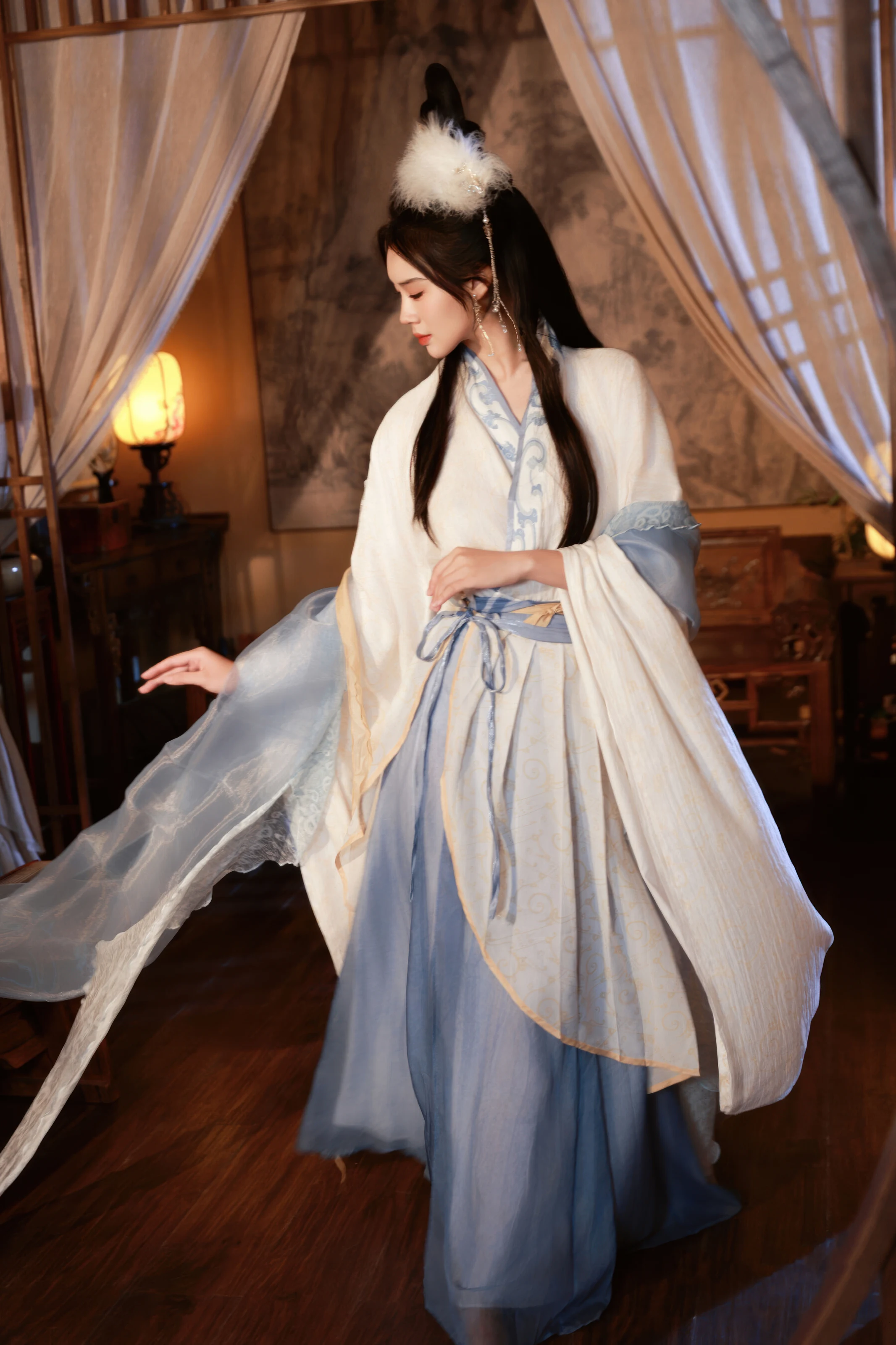 XiuRen 内购版 No. 10835 南乔 古风汉服·嫦娥 [114P]插图1