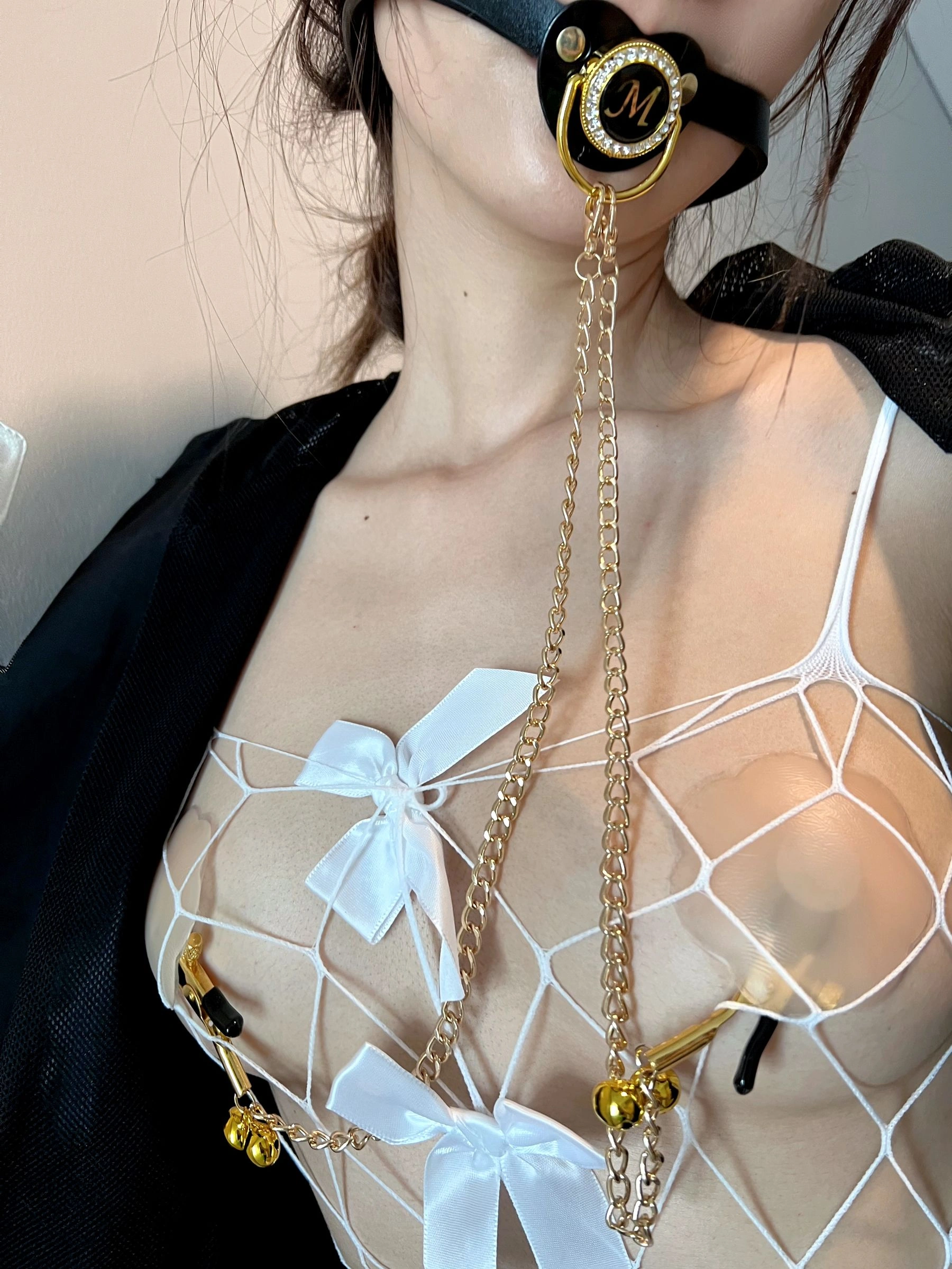 Azhua19970(阿朱啊) – 连体白丝插图2