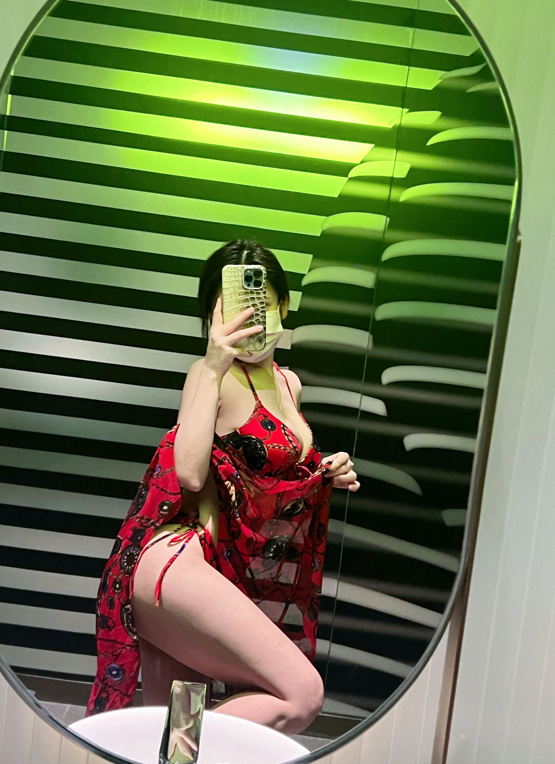 奔跑的晶骡儿 – 红色内衣插图2