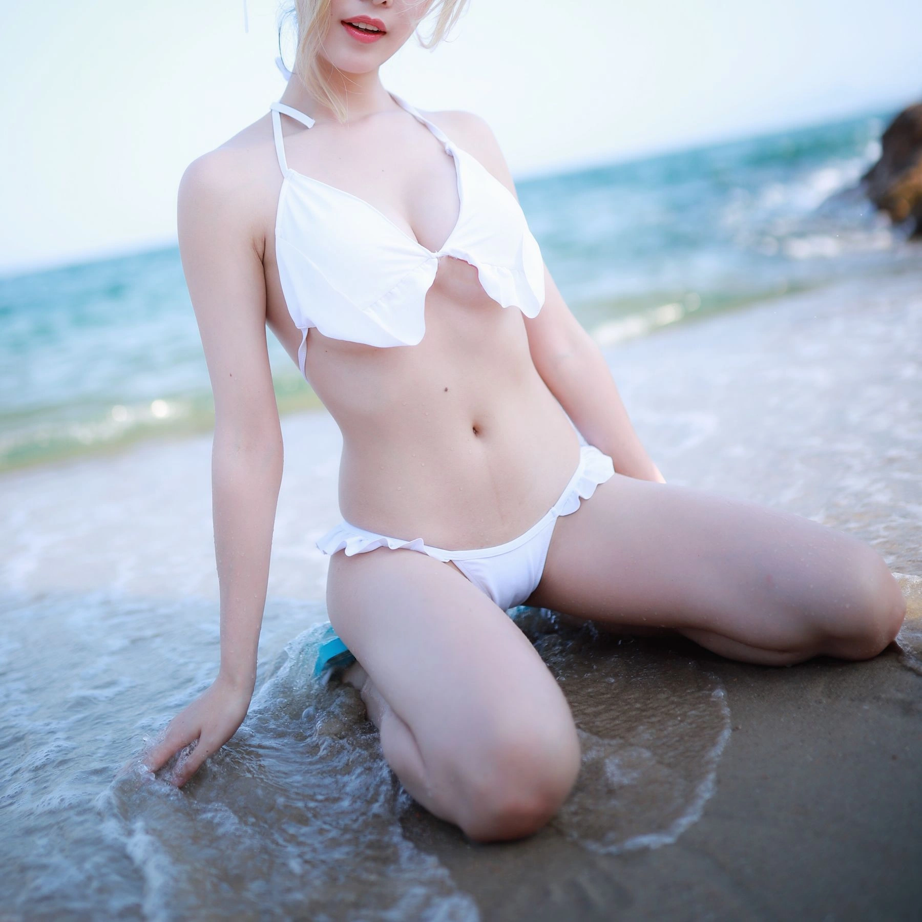 抖娘-利世图集 – 海边索米插图3