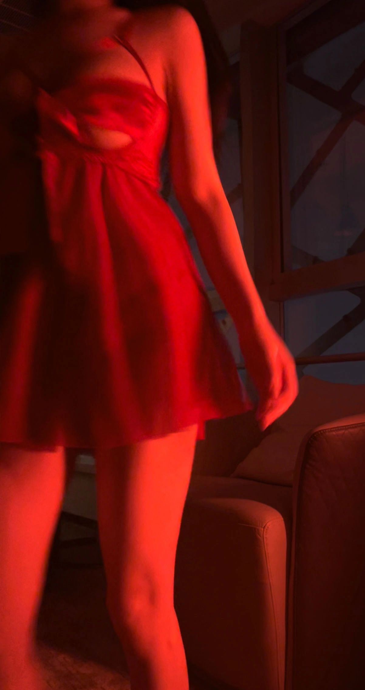 奔跑的晶骡儿 – 红裙插图34