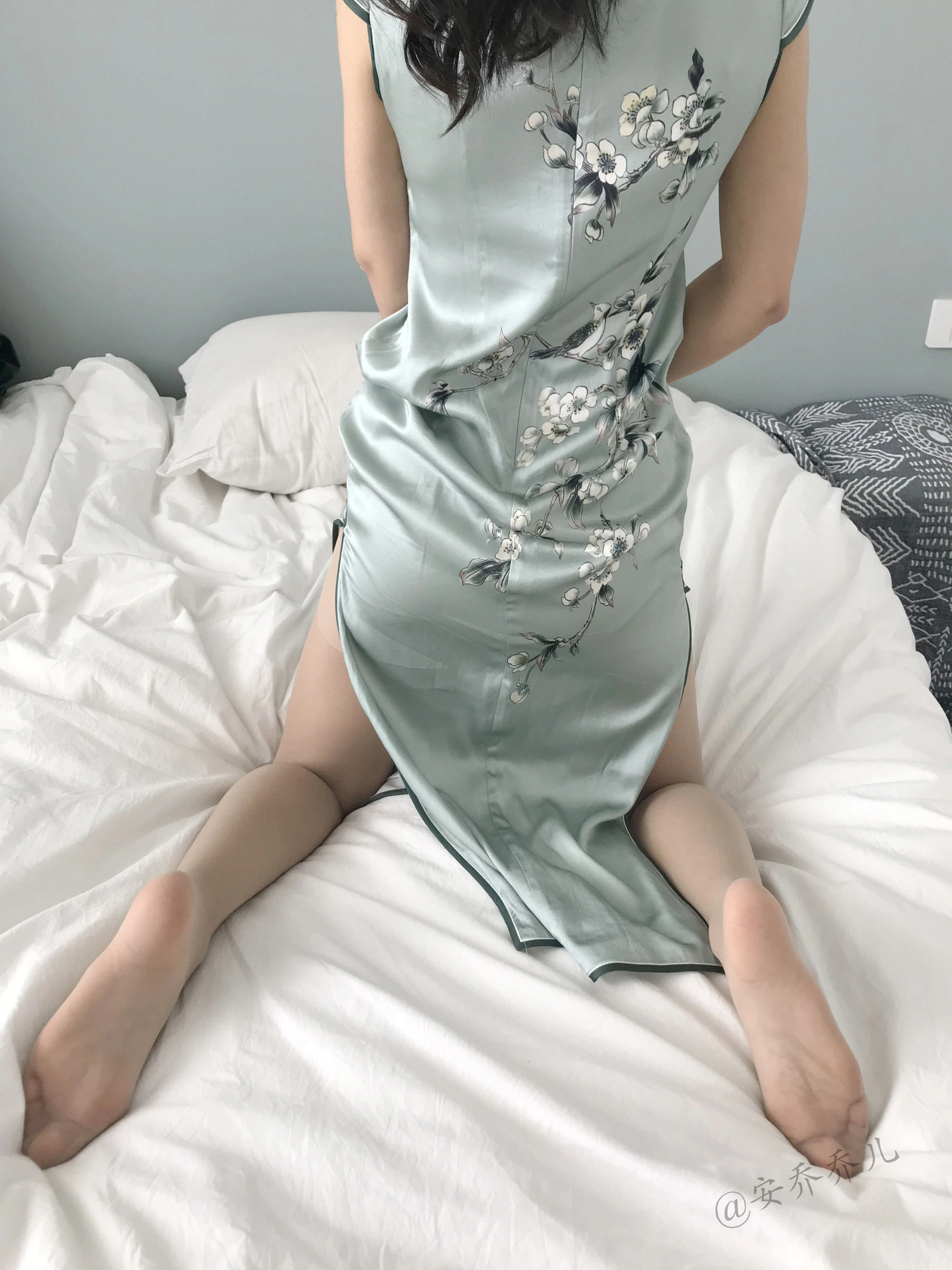 安乔乔儿(Nia乔乔) No.017 安乔乔儿 黑丝旗袍插图32