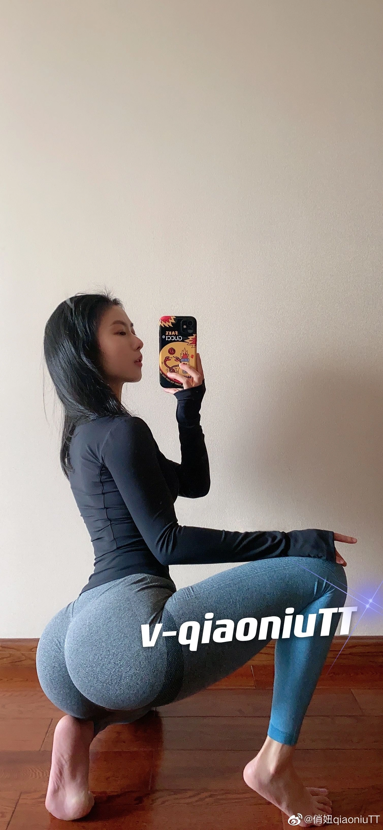 俏妞qiaoniuTT – 丝袜长腿翘臀 视图合集插图31