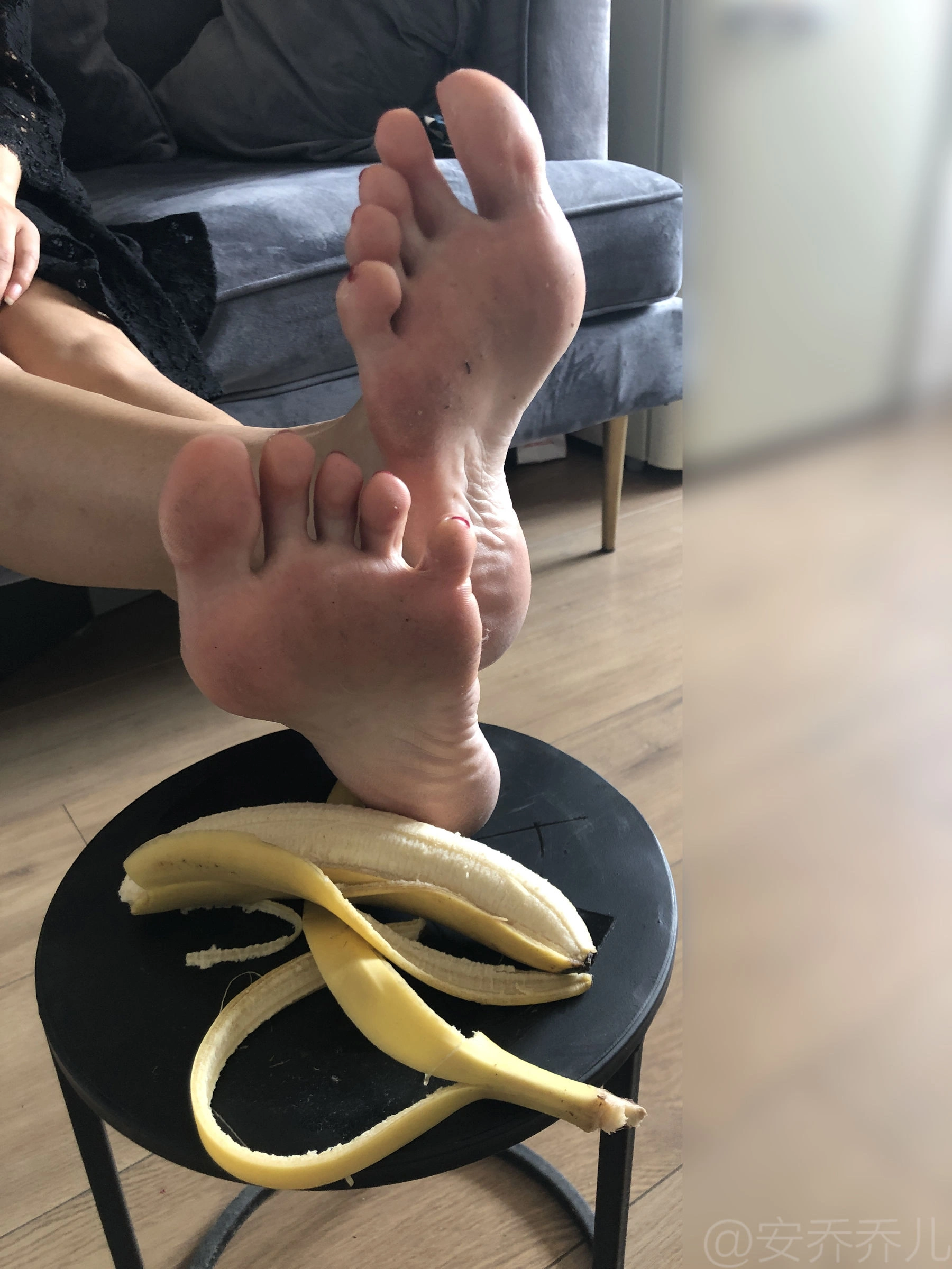 安乔乔儿(Nia乔乔) No.009 踩香蕉插图58