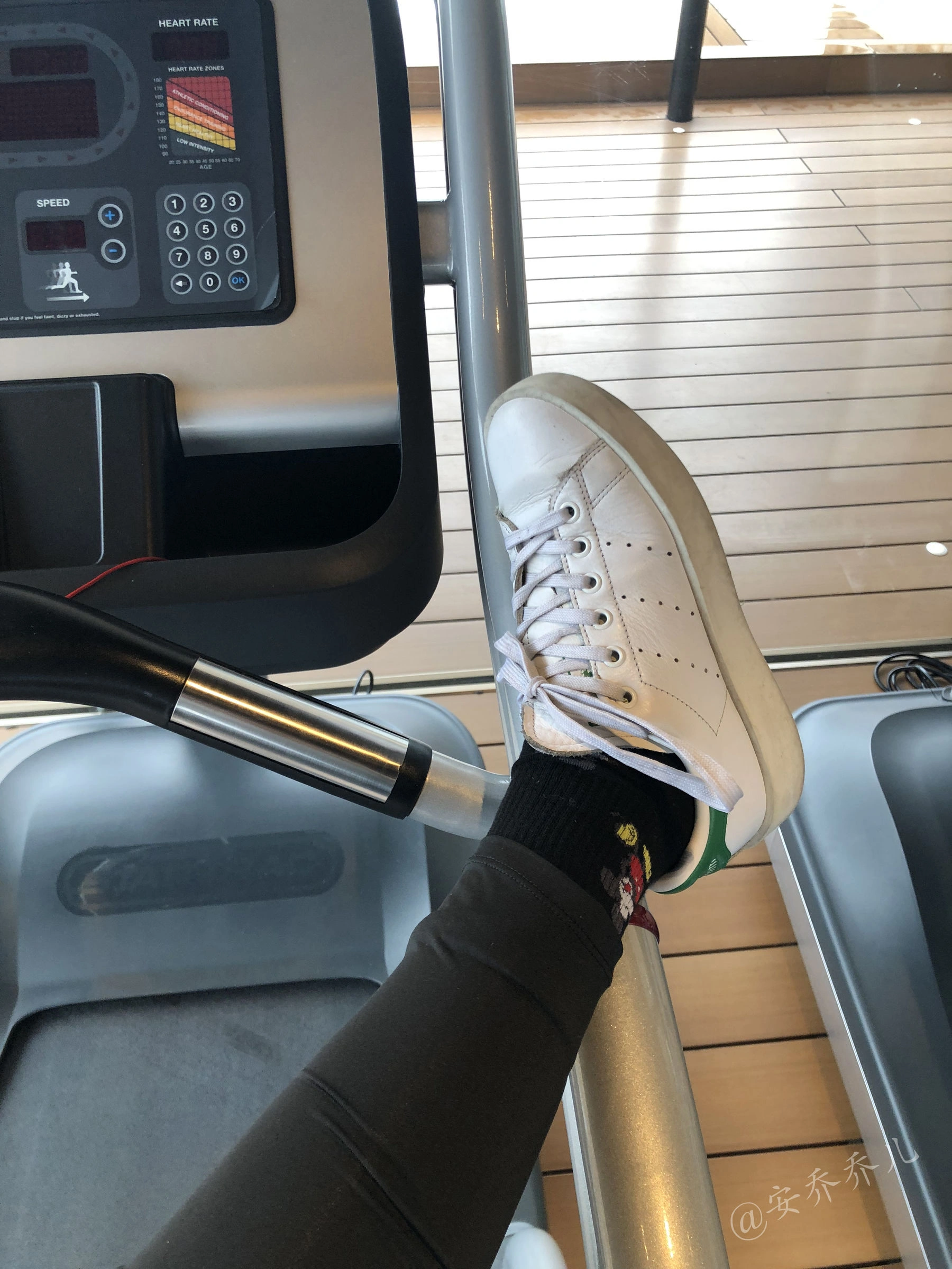 安乔乔儿(Nia乔乔) No.019 健身房白袜插图62