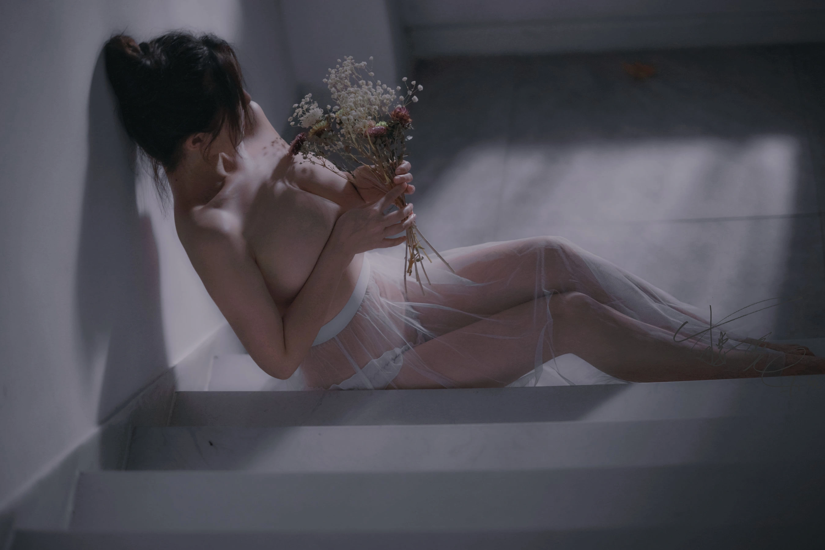 网络红人樱晚gigi – 月光插图2