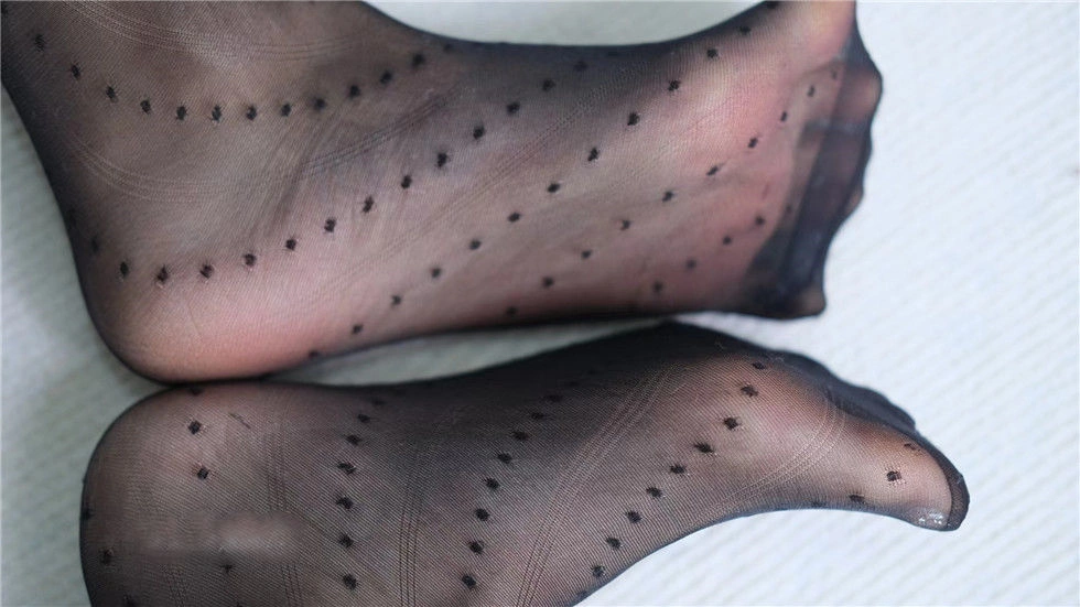 陈佩奇yyyy – 吃我臭脚插图4