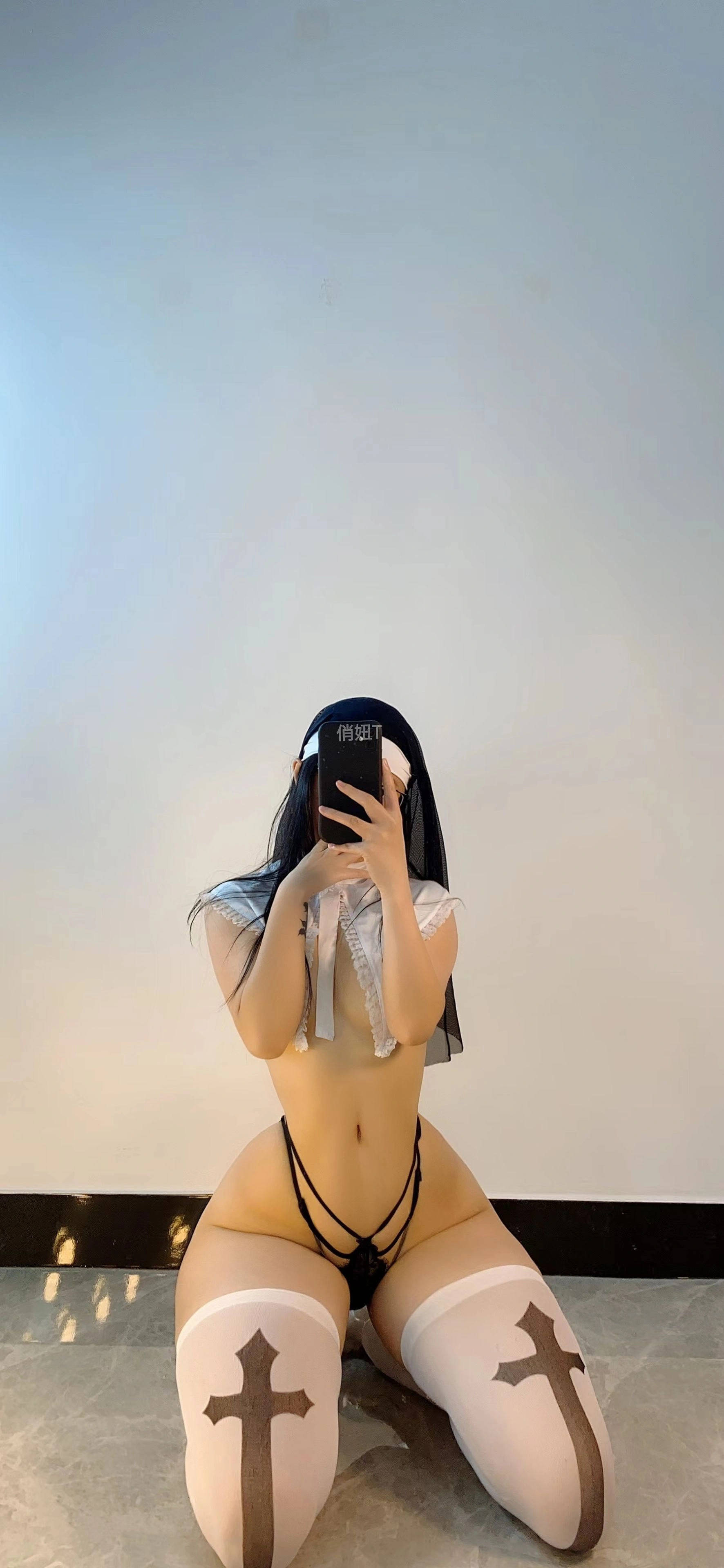 俏妞qiaoniuTT – 疯狂修女插图7