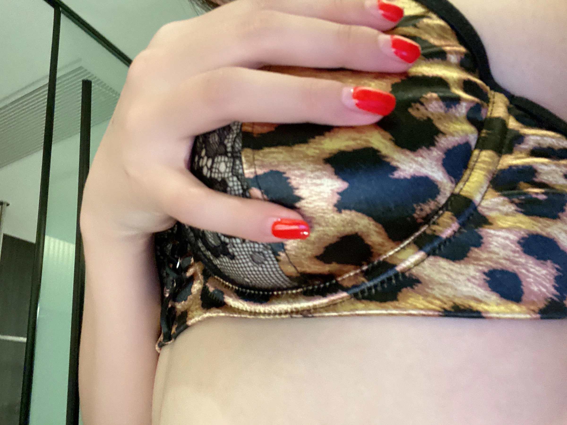 奶宝妹纸 – 豹纹小吊带插图25