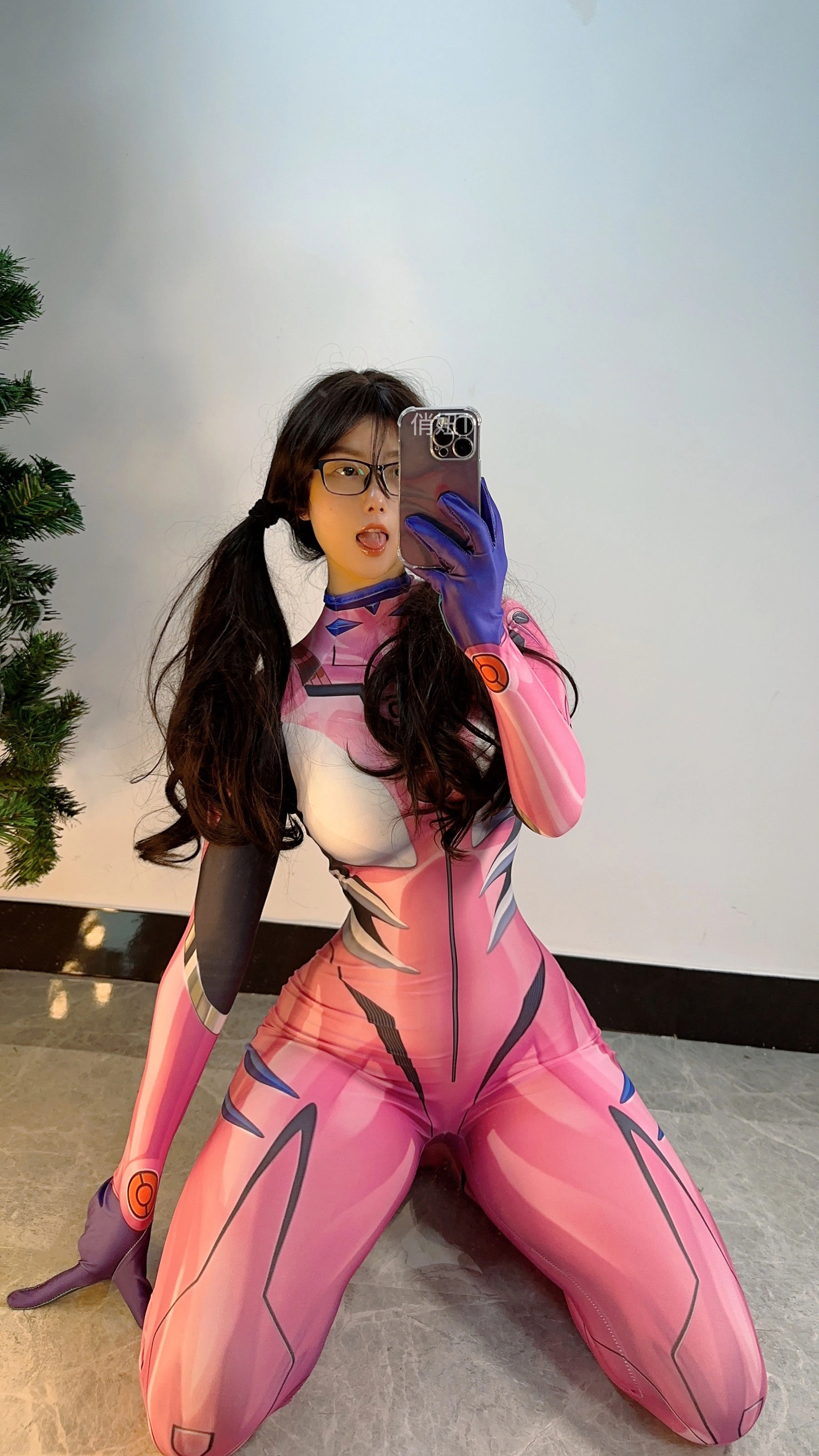 俏妞qiaoniuTT – 紧身连体插图2