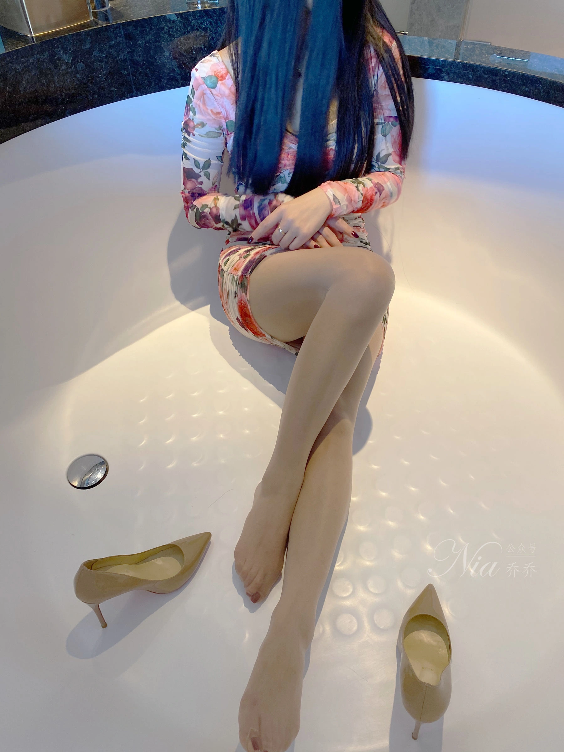 安乔乔儿(Nia乔乔) No.030 温柔少妇风插图33