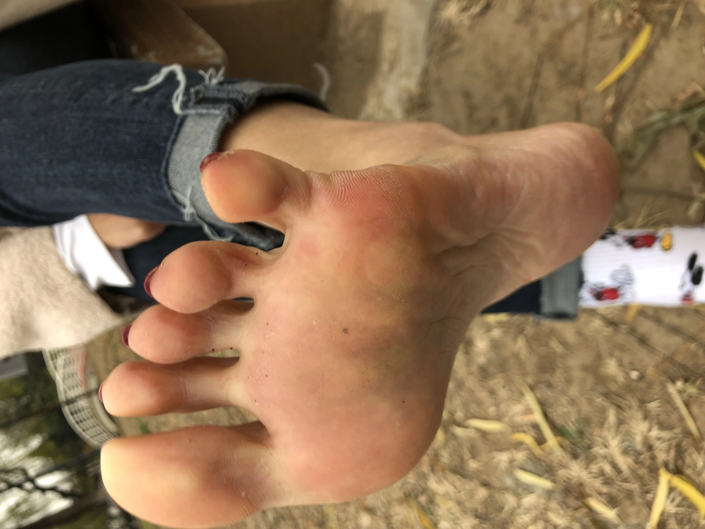 安乔乔儿(Nia乔乔) No.010 红甲裸足插图4