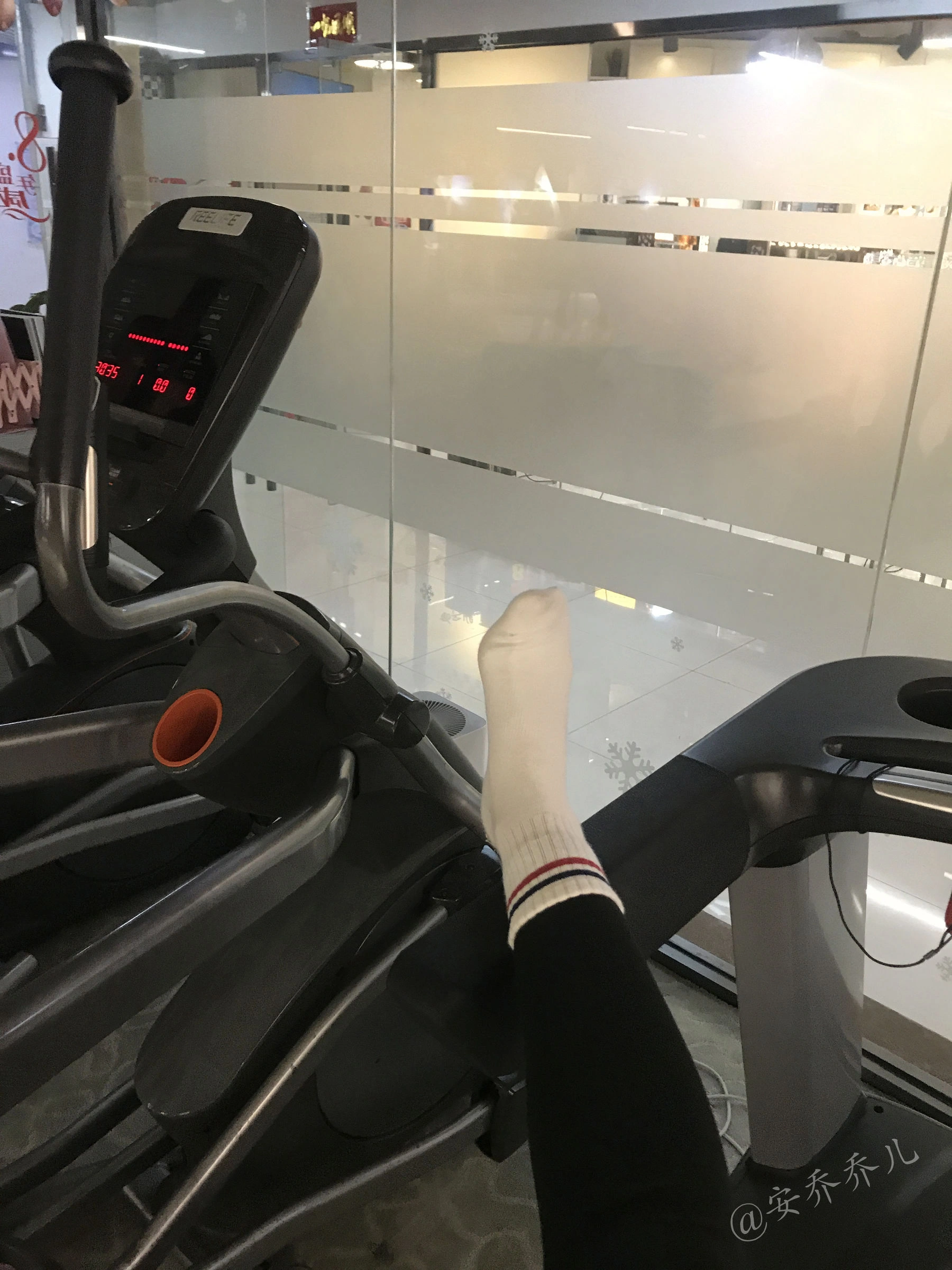 安乔乔儿(Nia乔乔) No.019 健身房白袜插图71