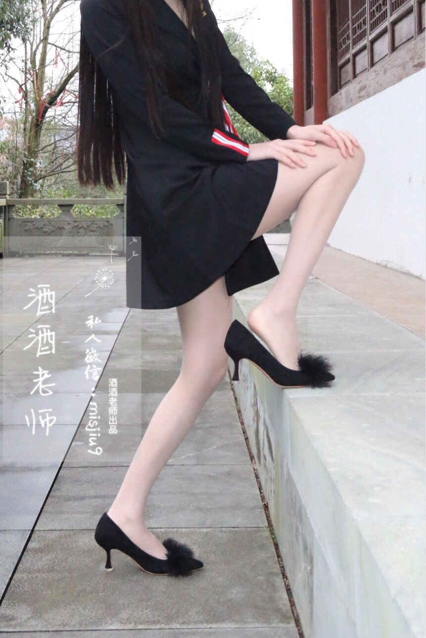 酒酒老师 – 教师培训后的丝足韵事插图35 酒酒老师 – 教师培训后的丝足韵事插图35