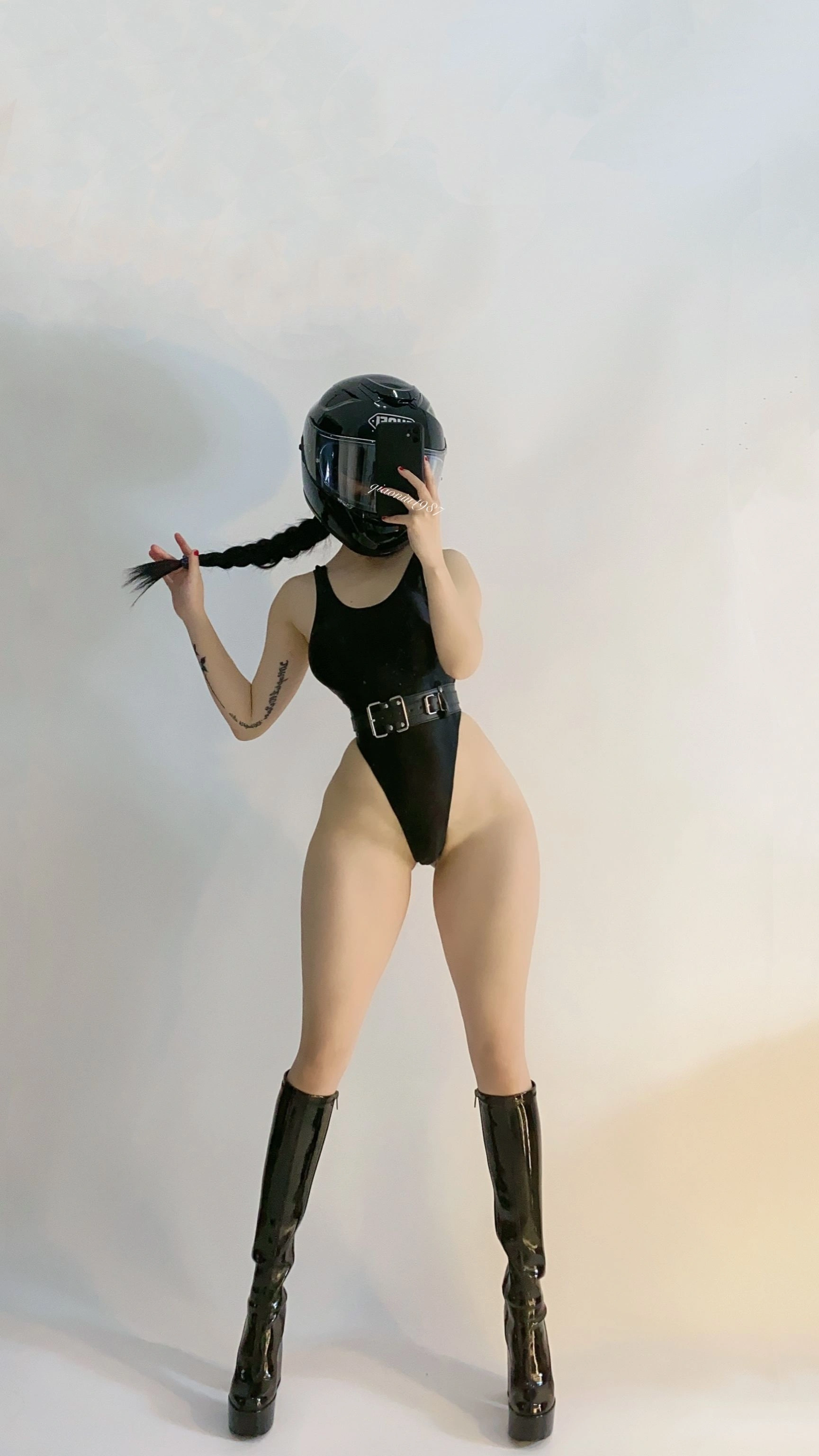 俏妞qiaoniuTT – 丝袜长腿翘臀 视图合集插图68