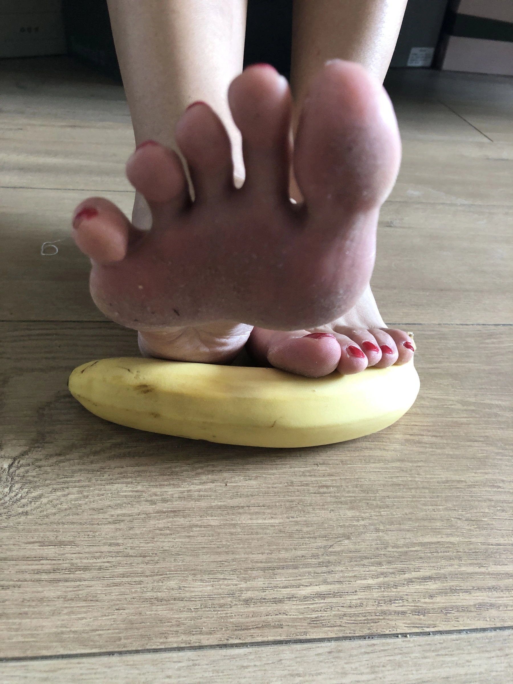 安乔乔儿(Nia乔乔) No.009 踩香蕉插图13