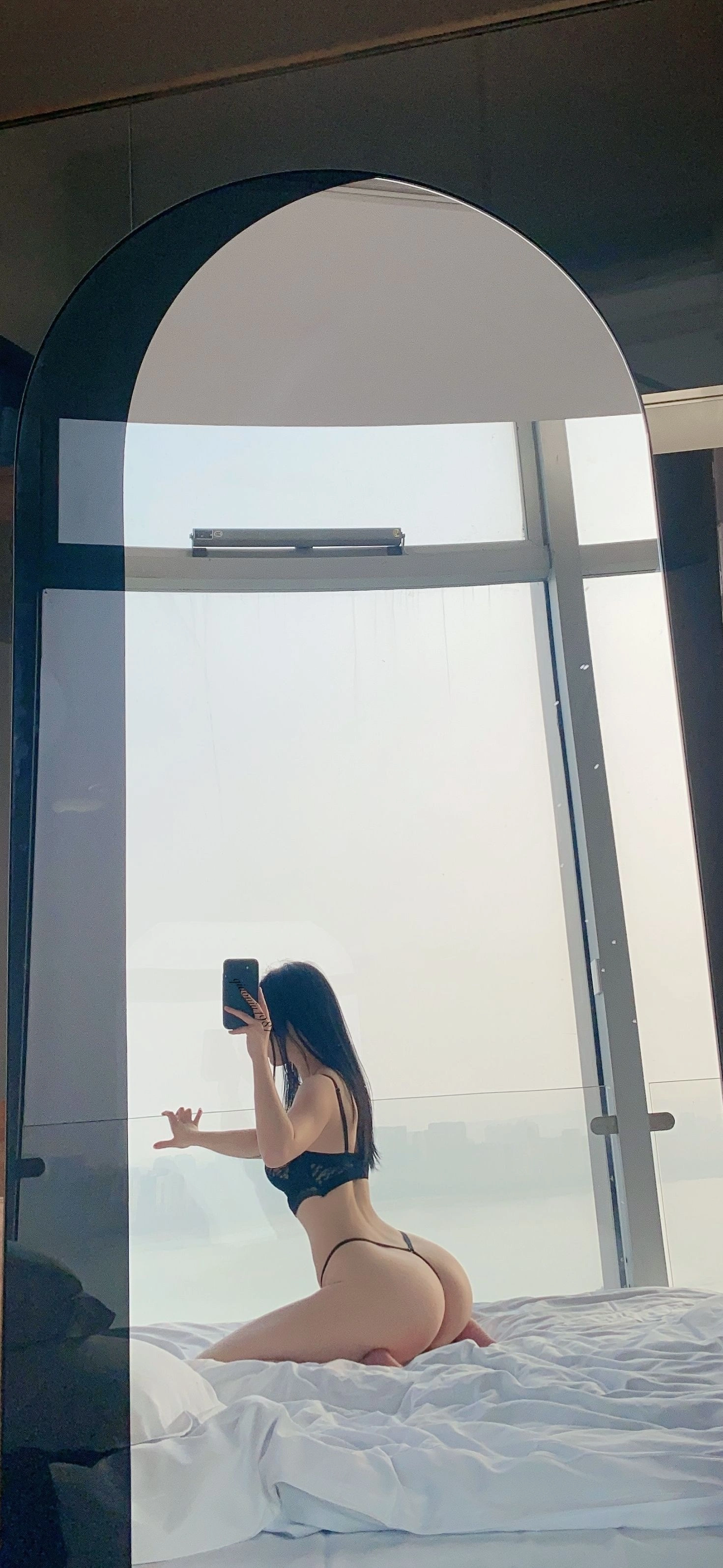 俏妞qiaoniuTT – 丝袜长腿翘臀 视图合集插图148