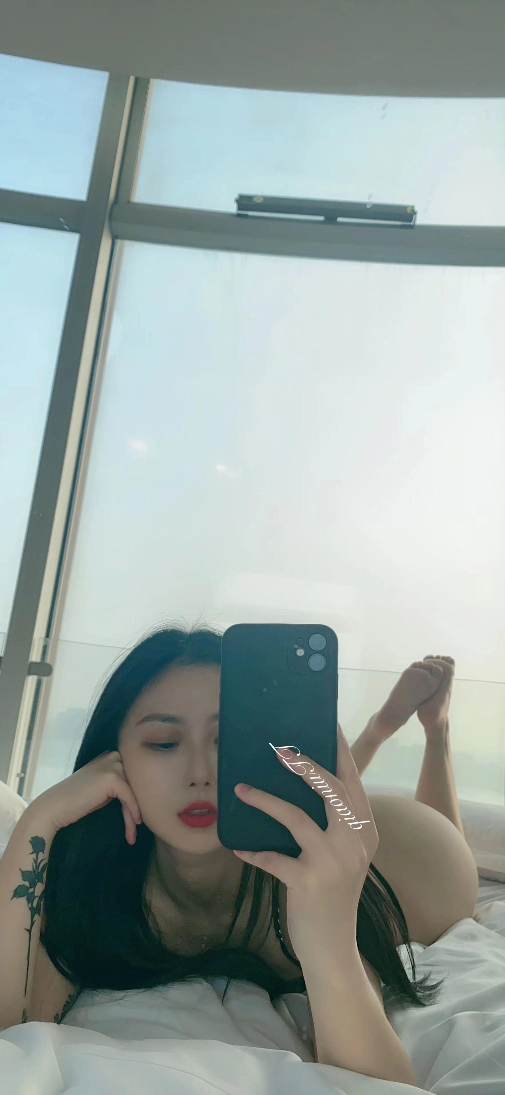 俏妞qiaoniuTT – 丝袜长腿翘臀 视图合集插图146