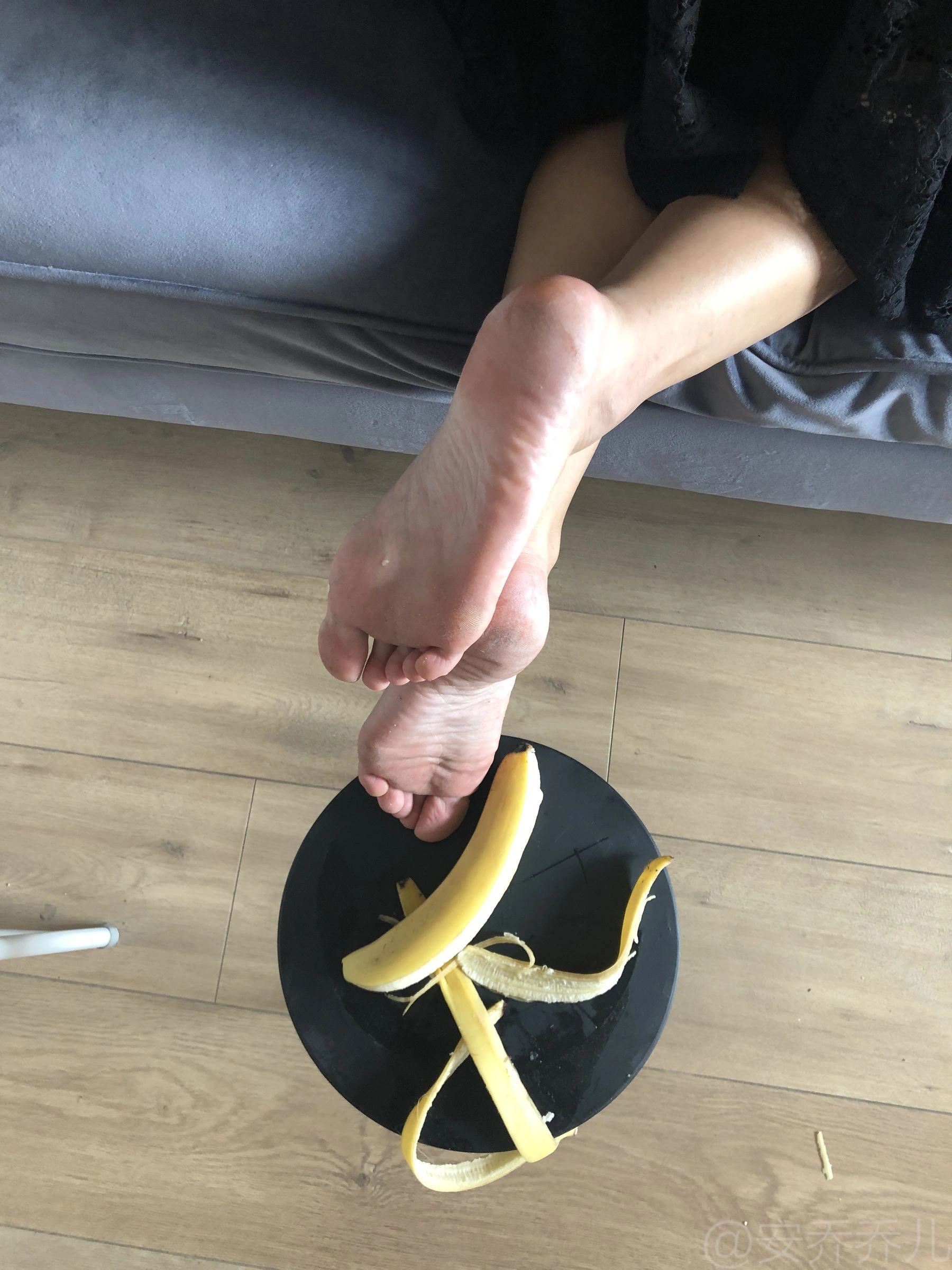 安乔乔儿(Nia乔乔) No.009 踩香蕉插图84