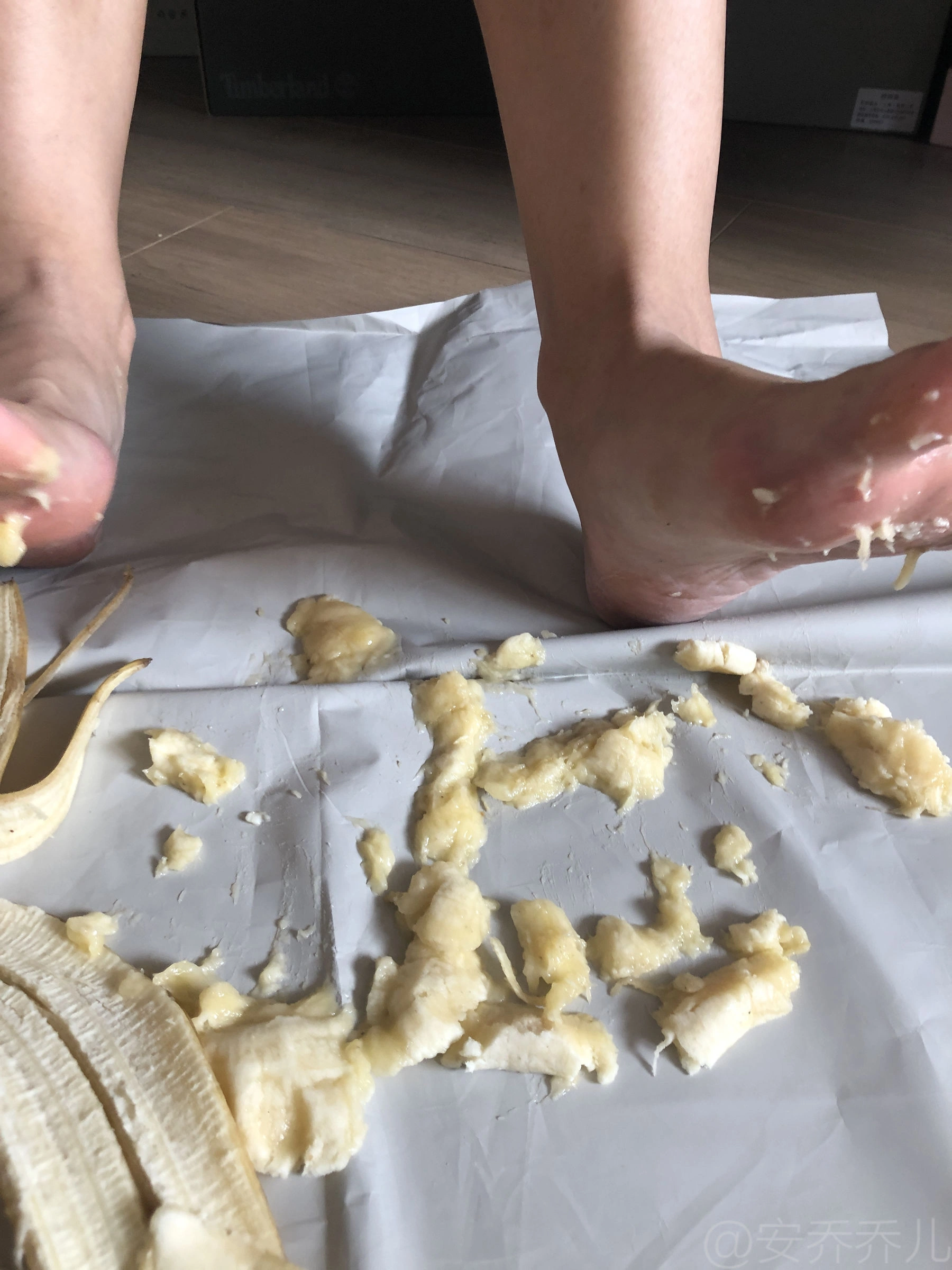 安乔乔儿(Nia乔乔) No.009 踩香蕉插图91