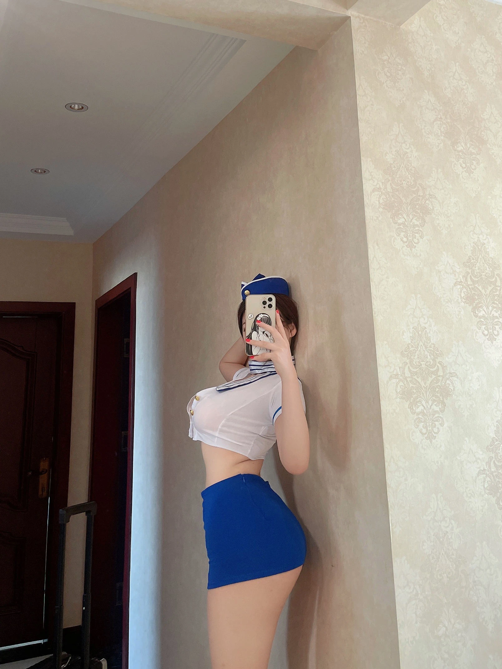 奶宝妹纸 – 空姐 [10P]插图4