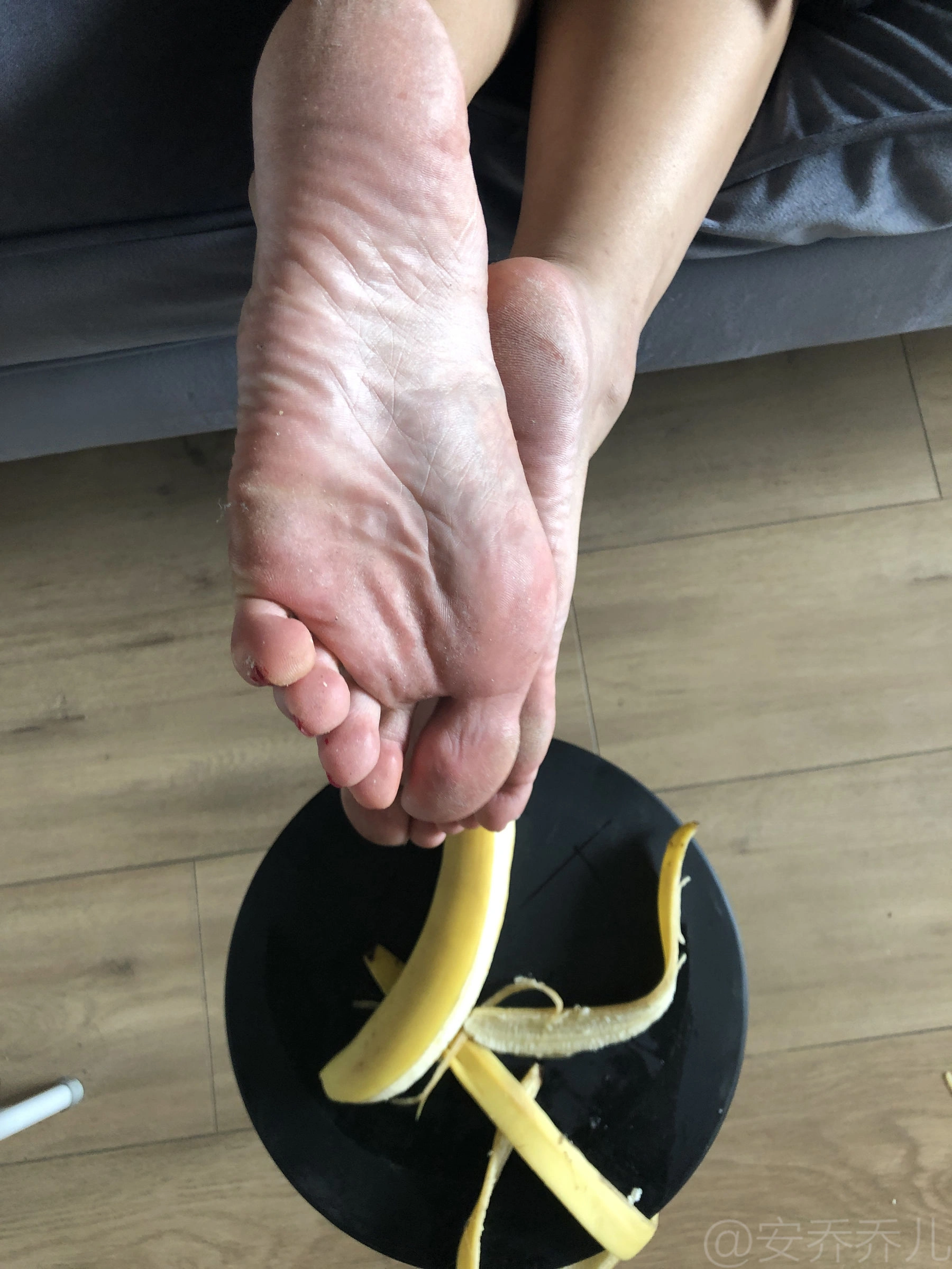 安乔乔儿(Nia乔乔) No.009 踩香蕉插图93