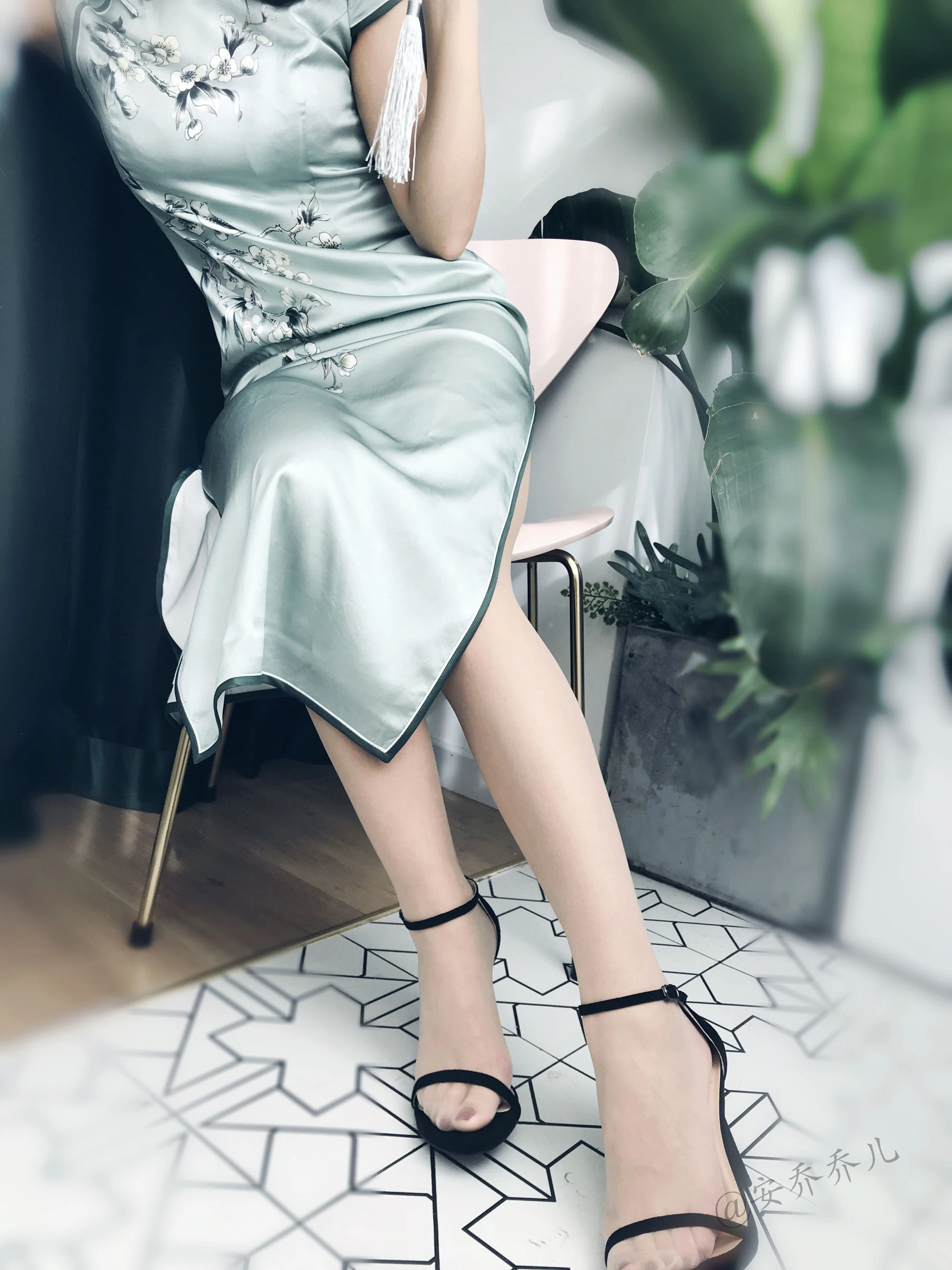 安乔乔儿(Nia乔乔) No.017 安乔乔儿 黑丝旗袍插图86