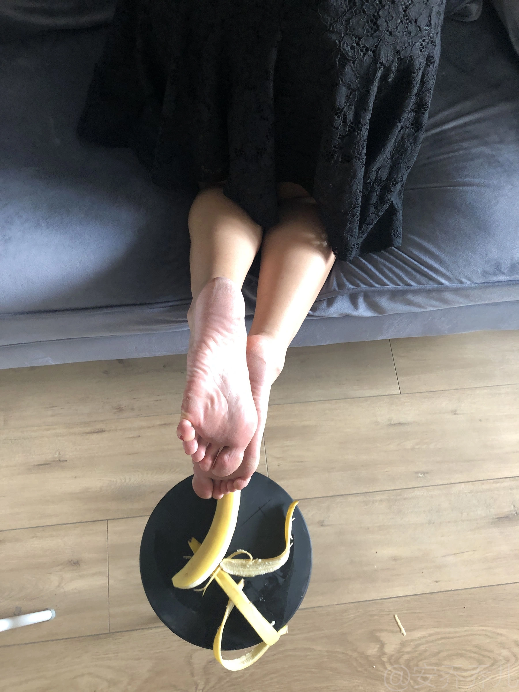 安乔乔儿(Nia乔乔) No.009 踩香蕉插图90