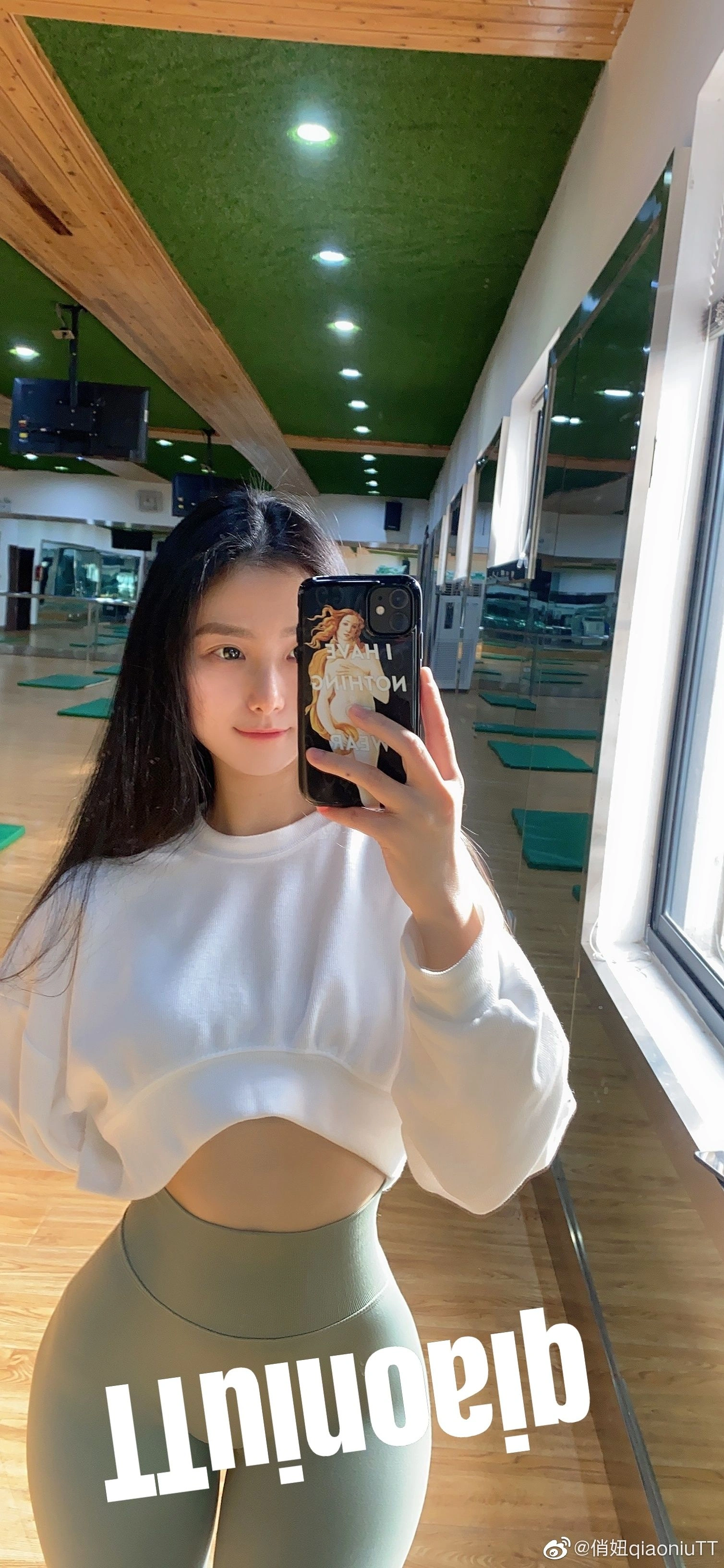 俏妞qiaoniuTT – 丝袜长腿翘臀 视图合集插图115